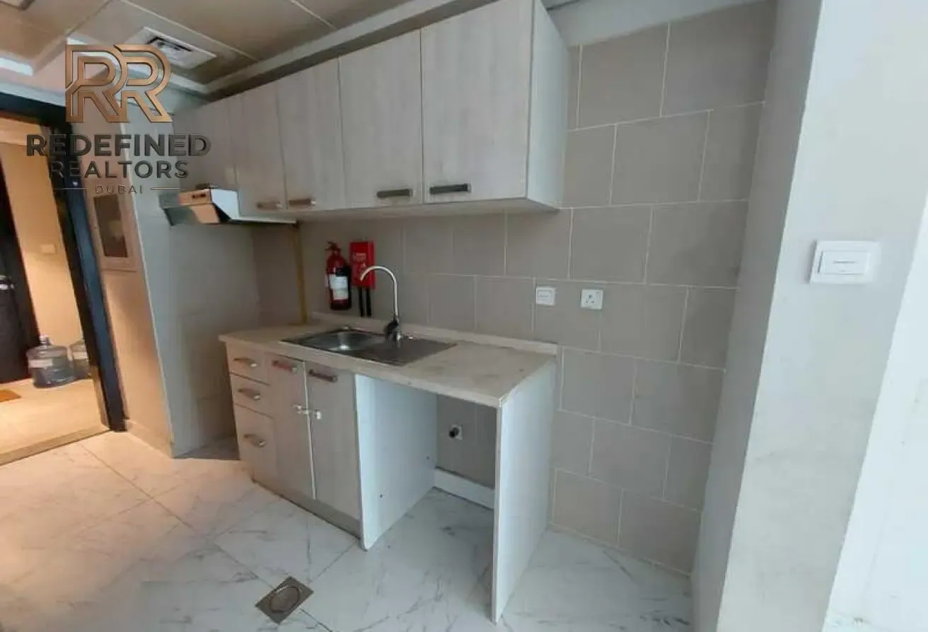 Elegant Studio | Best Price | Vacant | High Floor