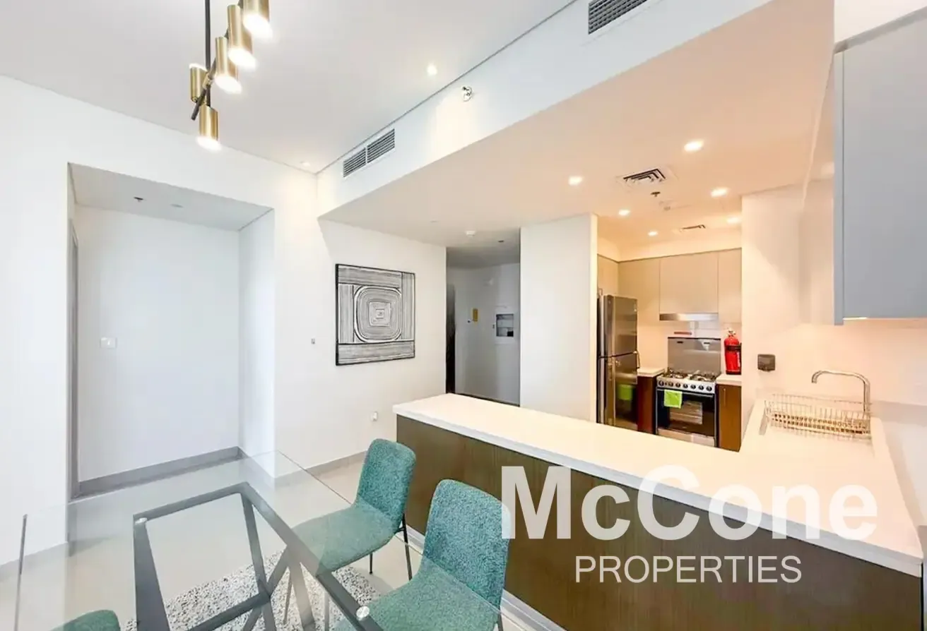 Corner Unit | High Floor | Large Layout