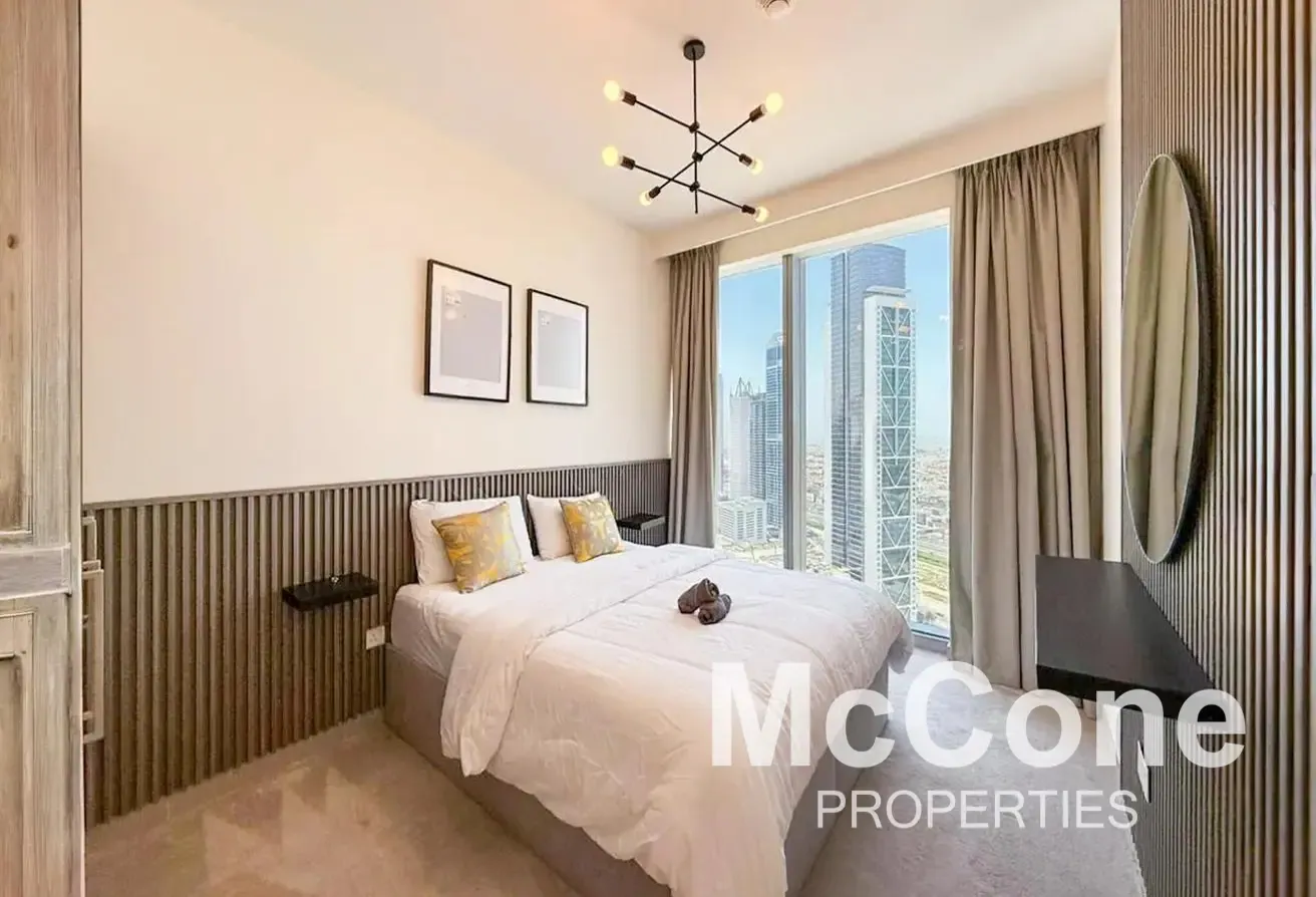 Corner Unit | High Floor | Large Layout