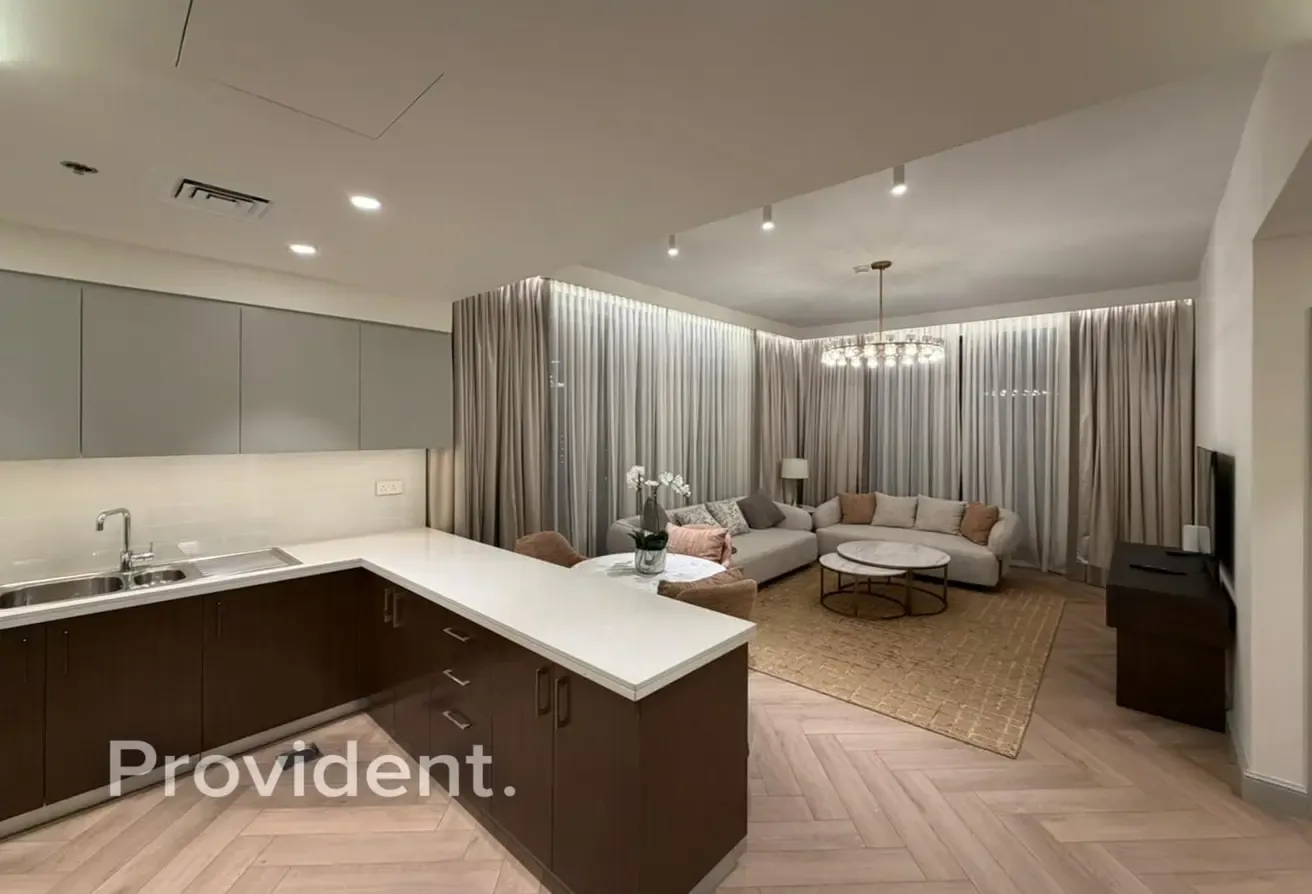 Upgraded Unit | Sea And Blvd View | Vacant