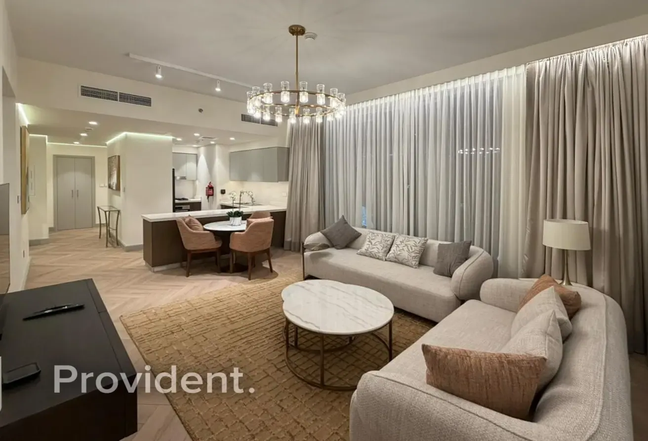 Upgraded Unit | Sea And Blvd View | Vacant