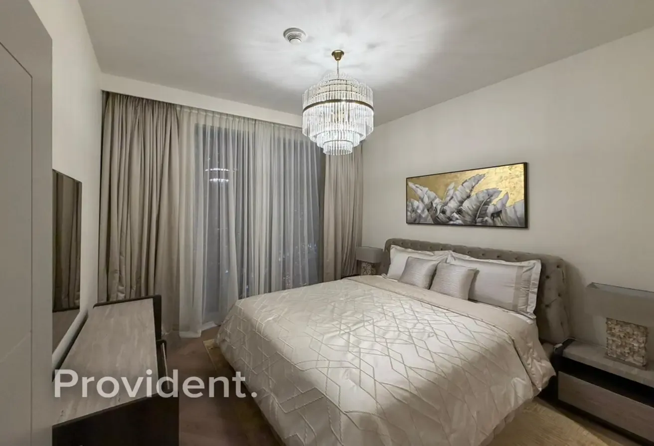 Upgraded Unit | Sea And Blvd View | Vacant