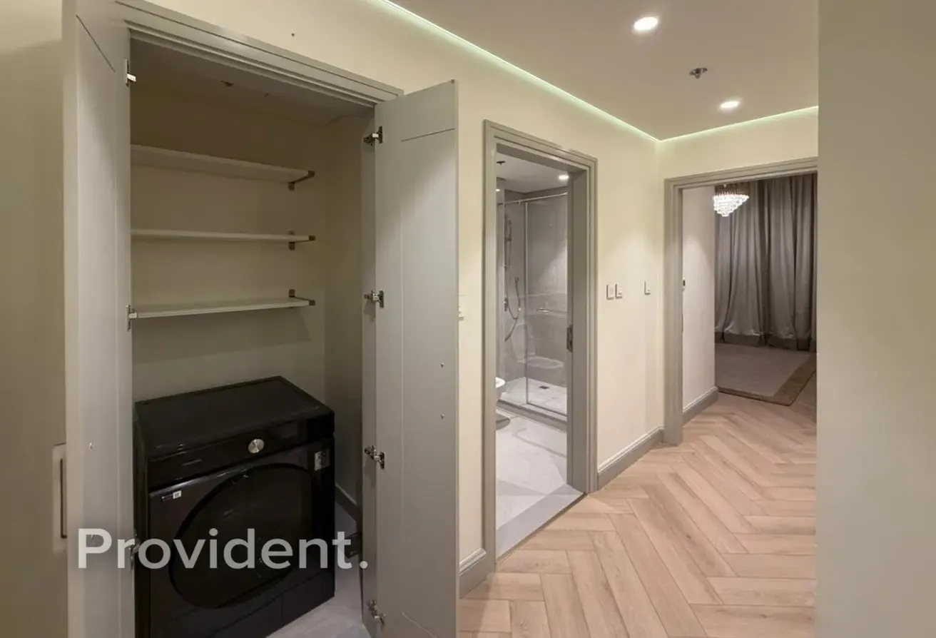 Upgraded Unit | Sea And Blvd View | Vacant