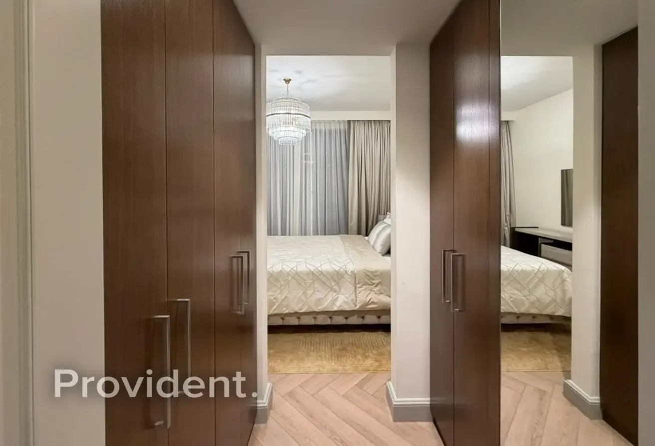 Upgraded Unit | Sea And Blvd View | Vacant