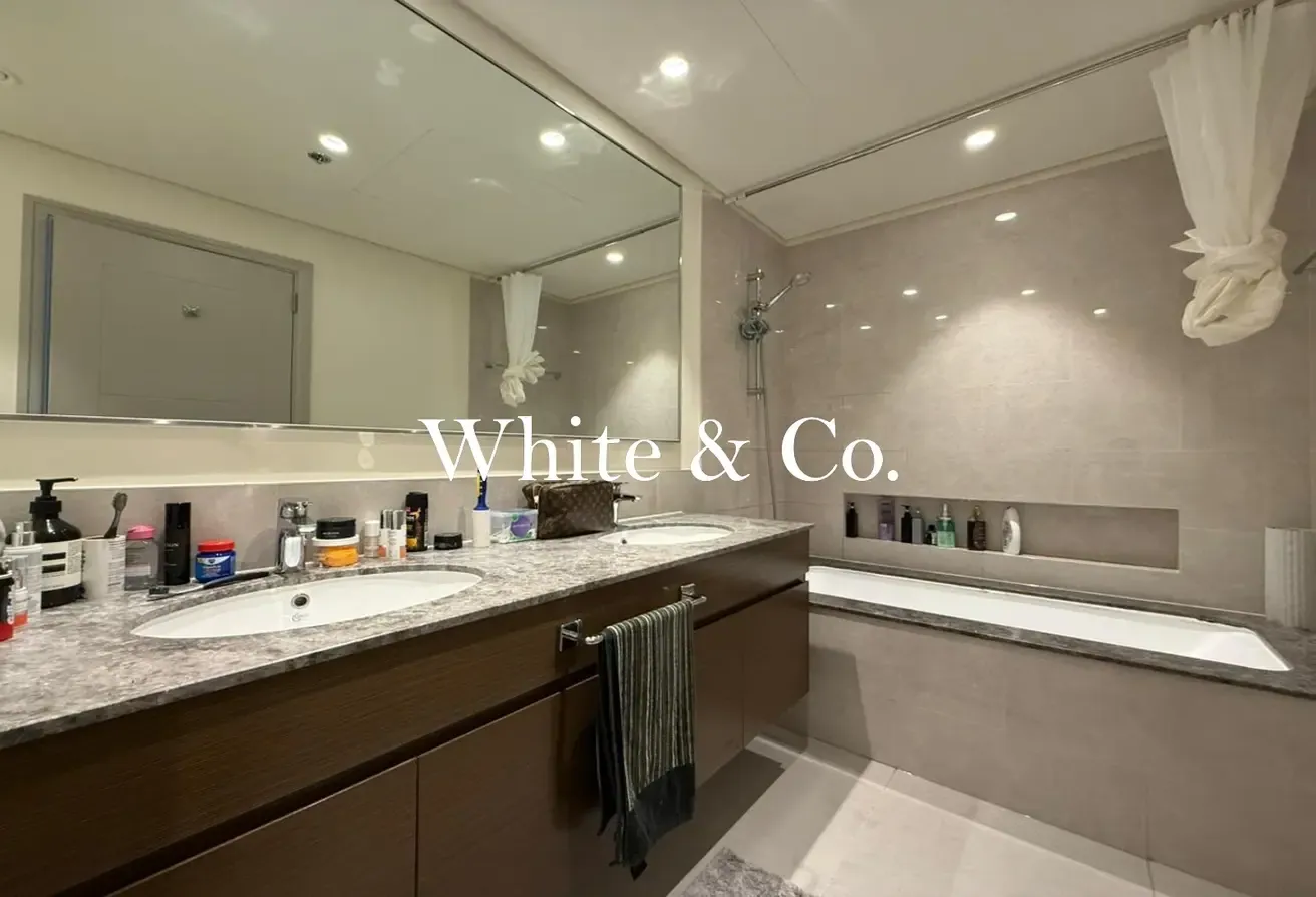 High Floor | Prime Location | Large Layout