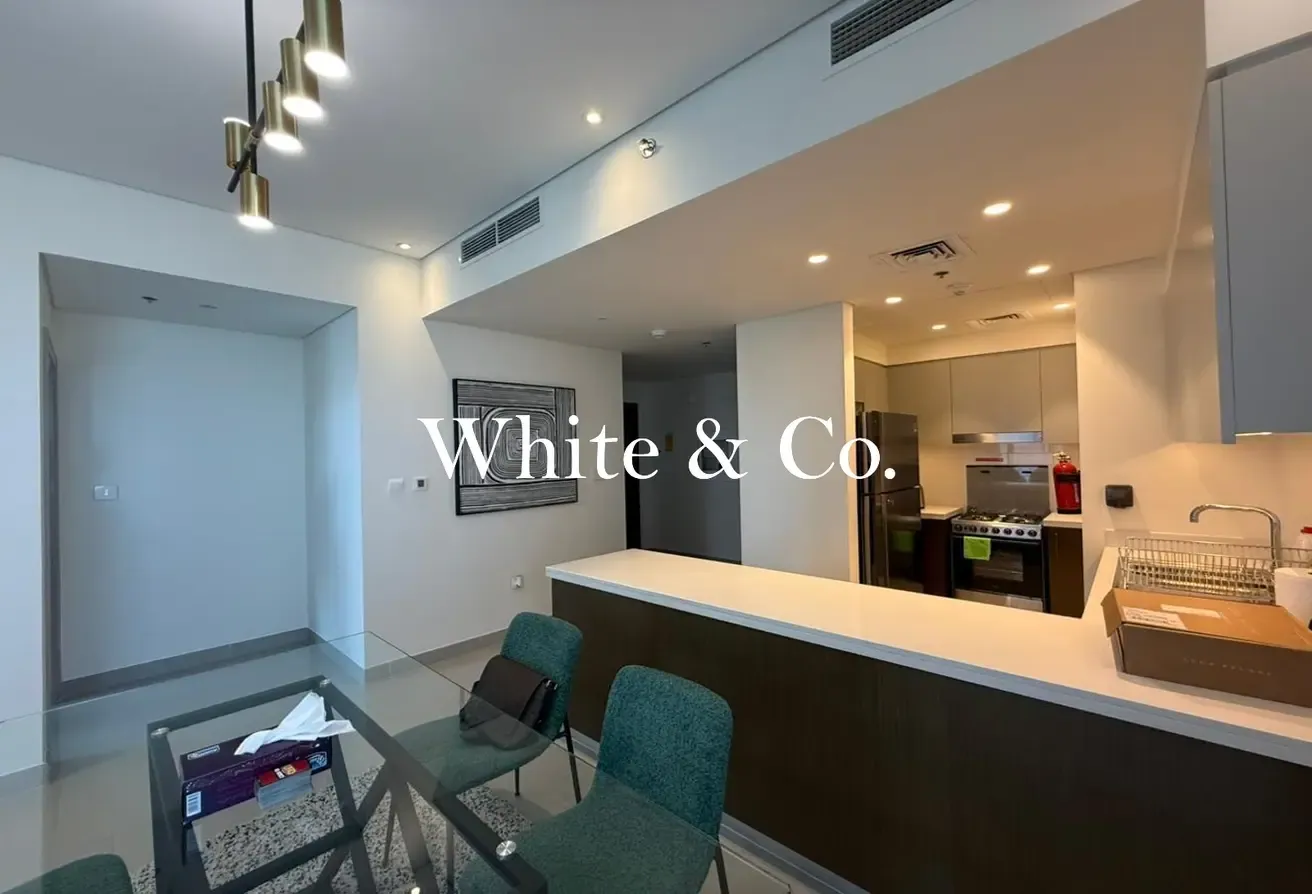 High Floor | Prime Location | Large Layout