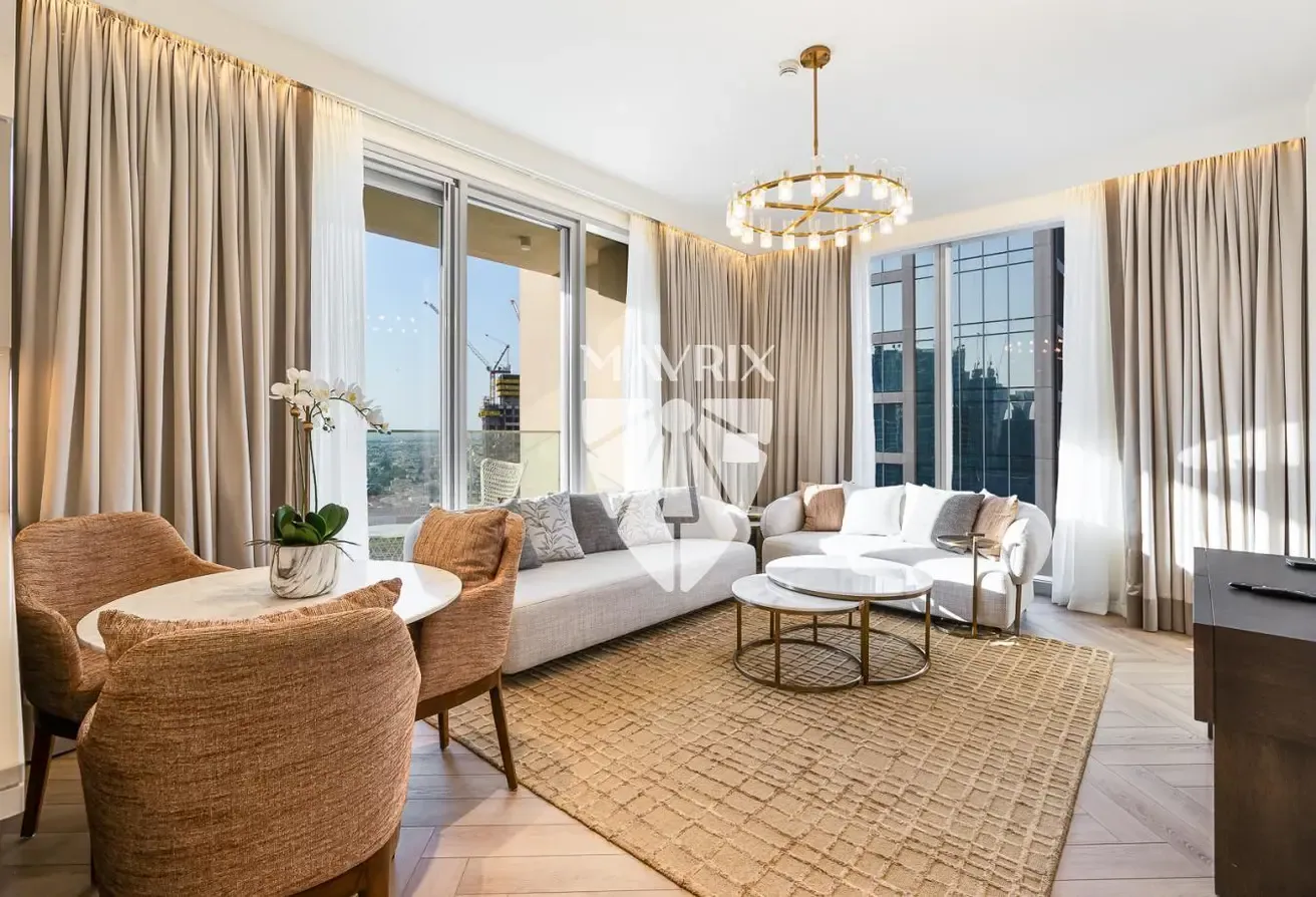 Vacant Corner Unit | Prime Location | Furnished