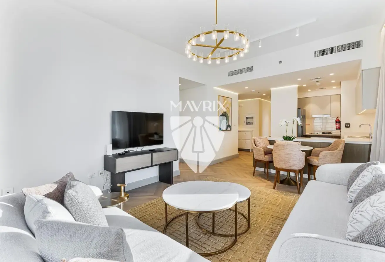 Vacant Corner Unit | Prime Location | Furnished