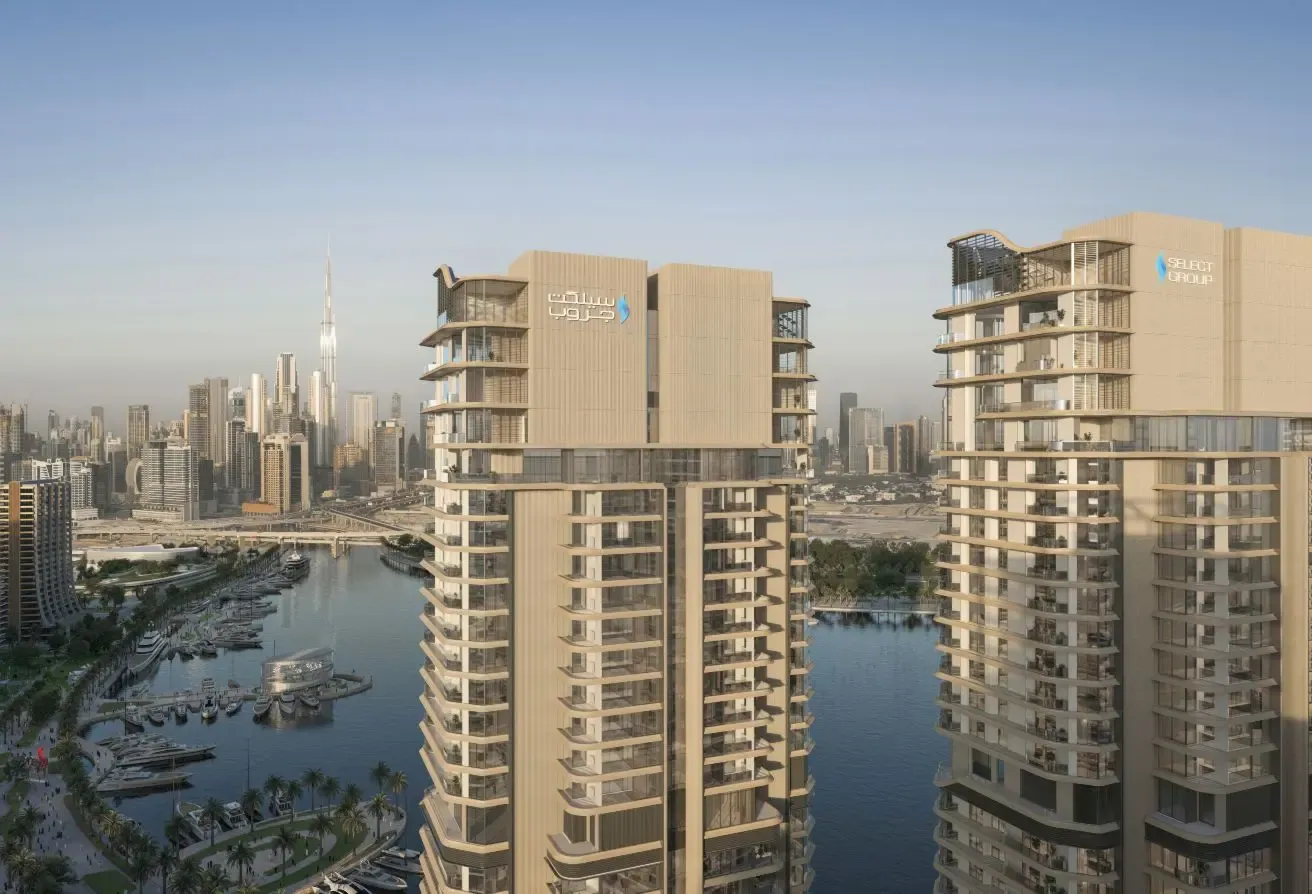 ULTRA LUXURY | WATERFRONT | LARGE LAYOUT