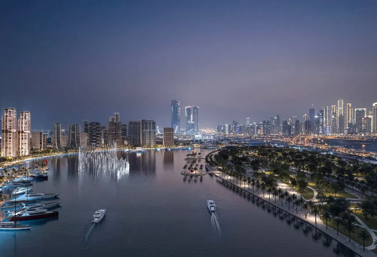 ULTRA LUXURY | WATERFRONT | LARGE LAYOUT