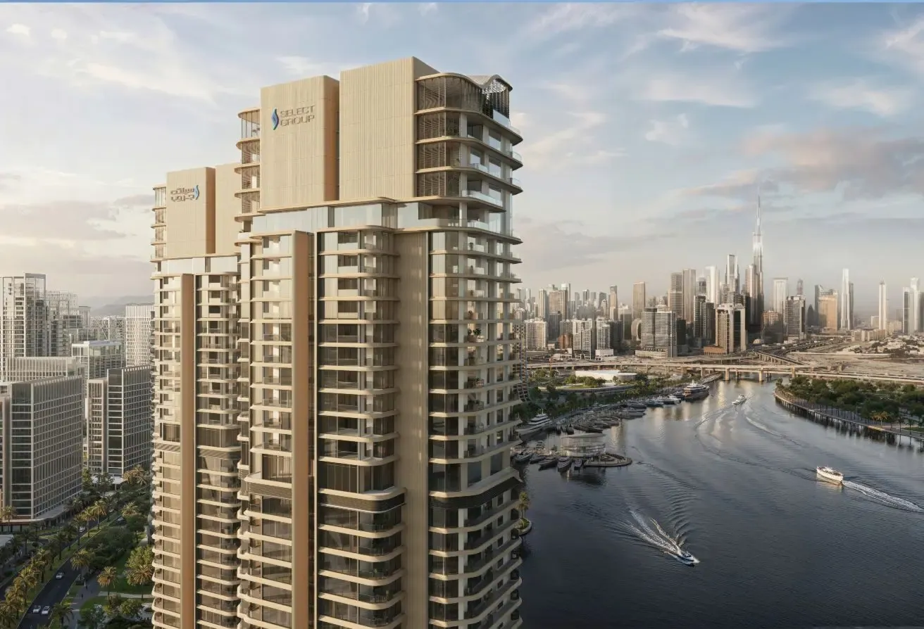 ULTRA LUXURY | WATERFRONT | LARGE LAYOUT