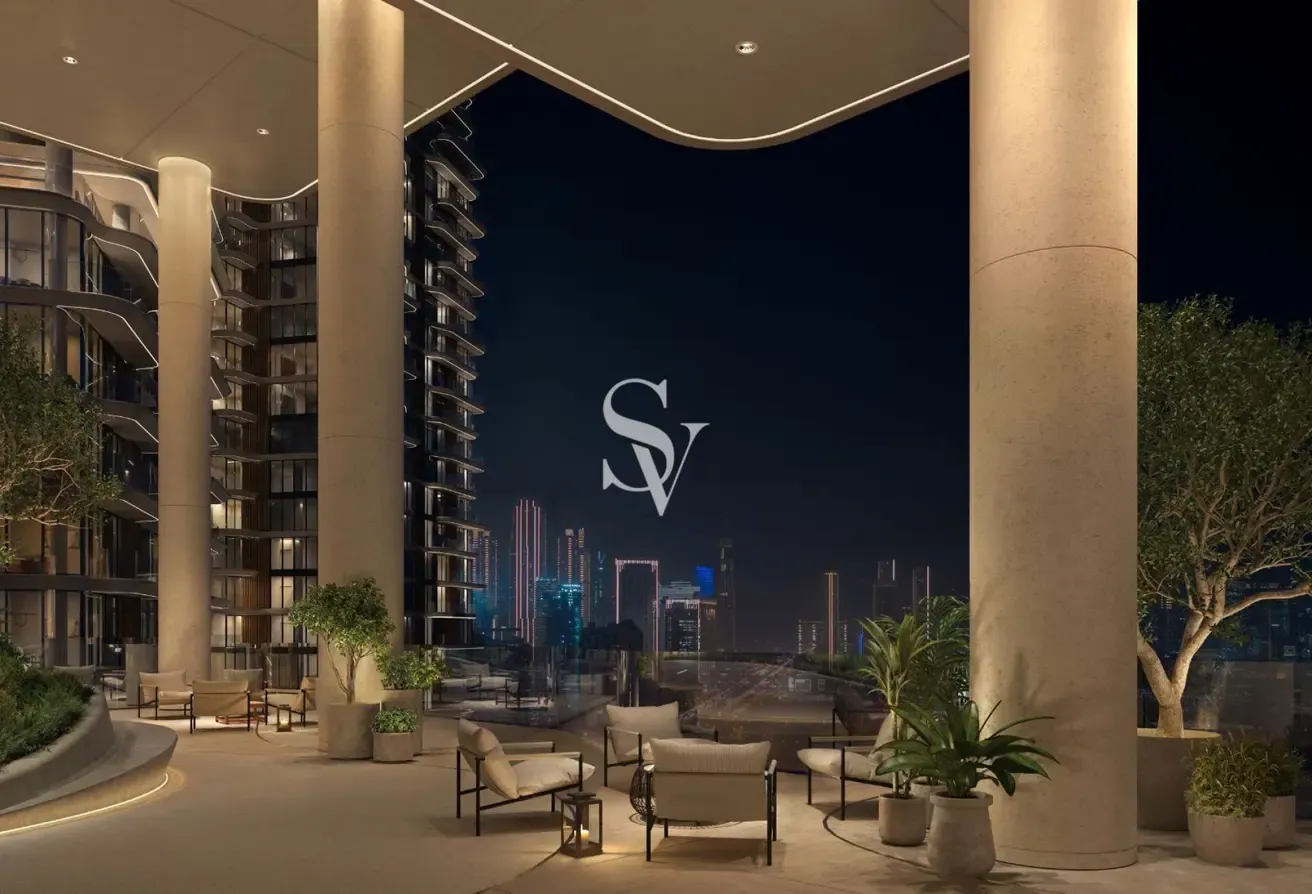 360 Full Floor PentHouse | Luxury Collection 5 BED