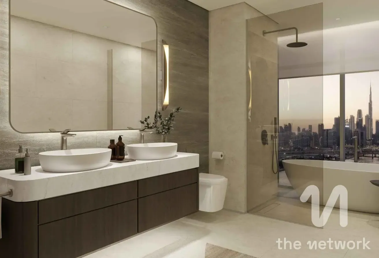 Modern 3BR | Burj Khalifa View | Large Layout