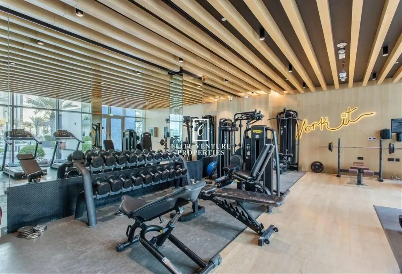 PREMIUM LIVING | MODERN LIVING | SPACIOUS
