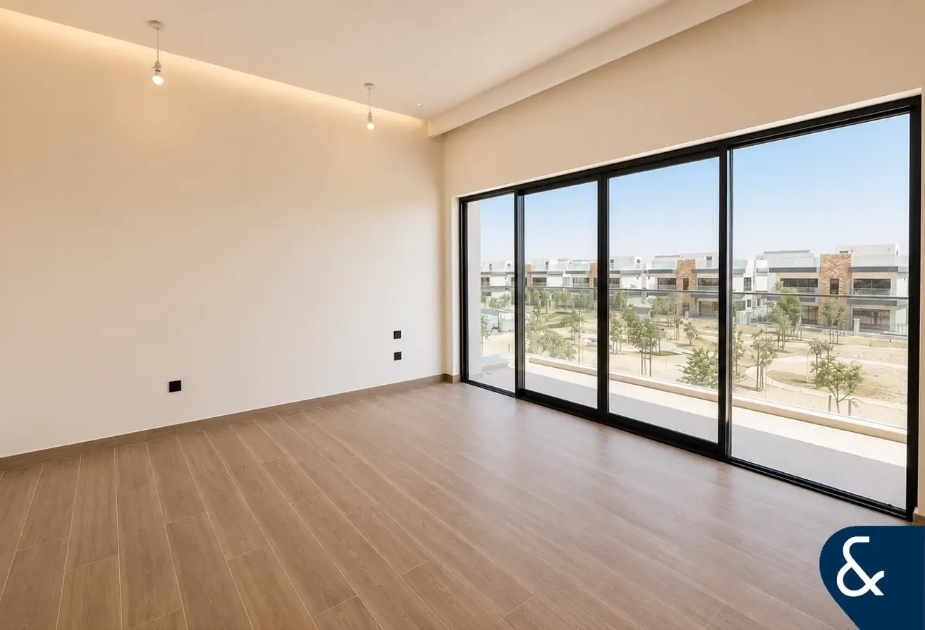 Corner Unit | Lagoon View | Large Plot