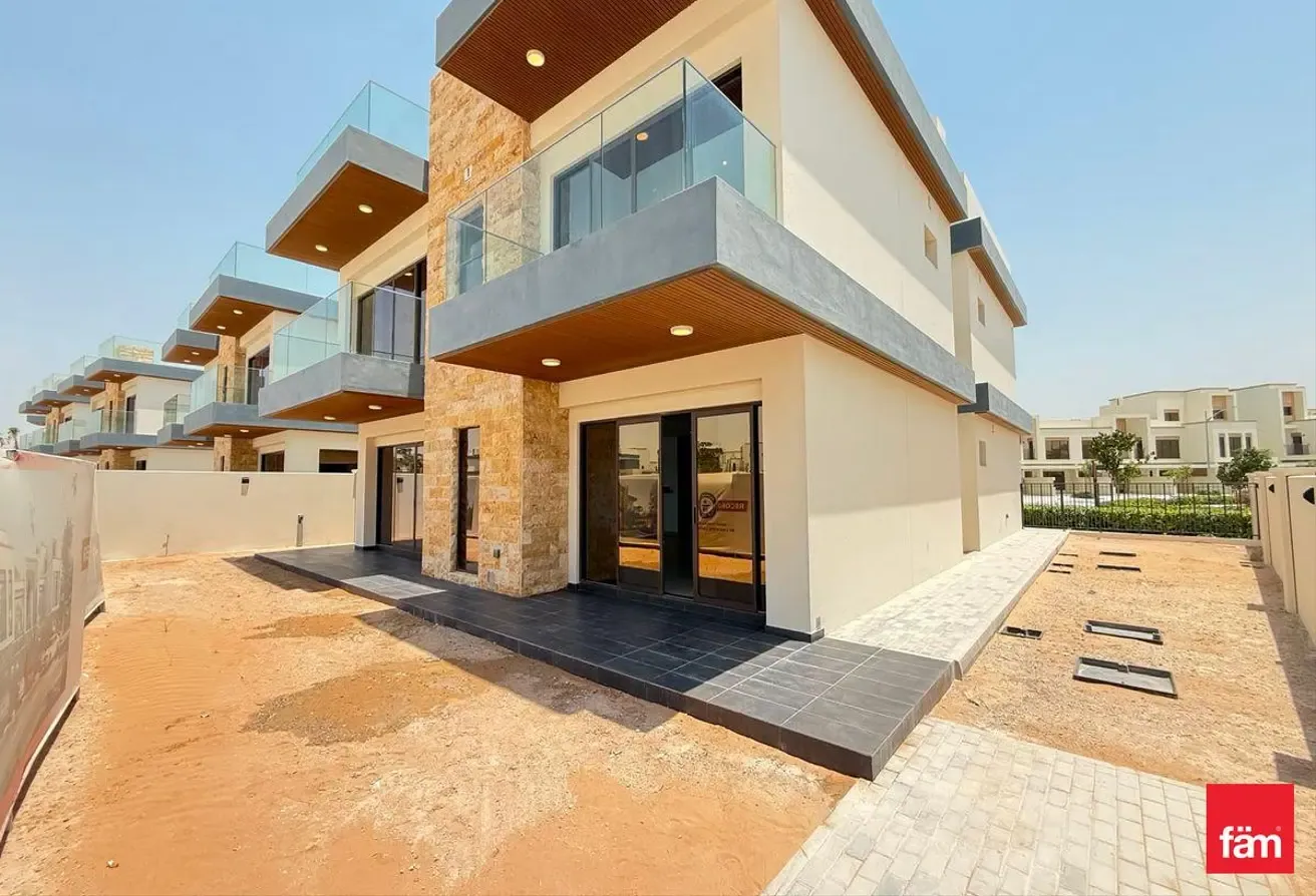 Luxury | Stand Alone  | ResortStyle | Big Plot