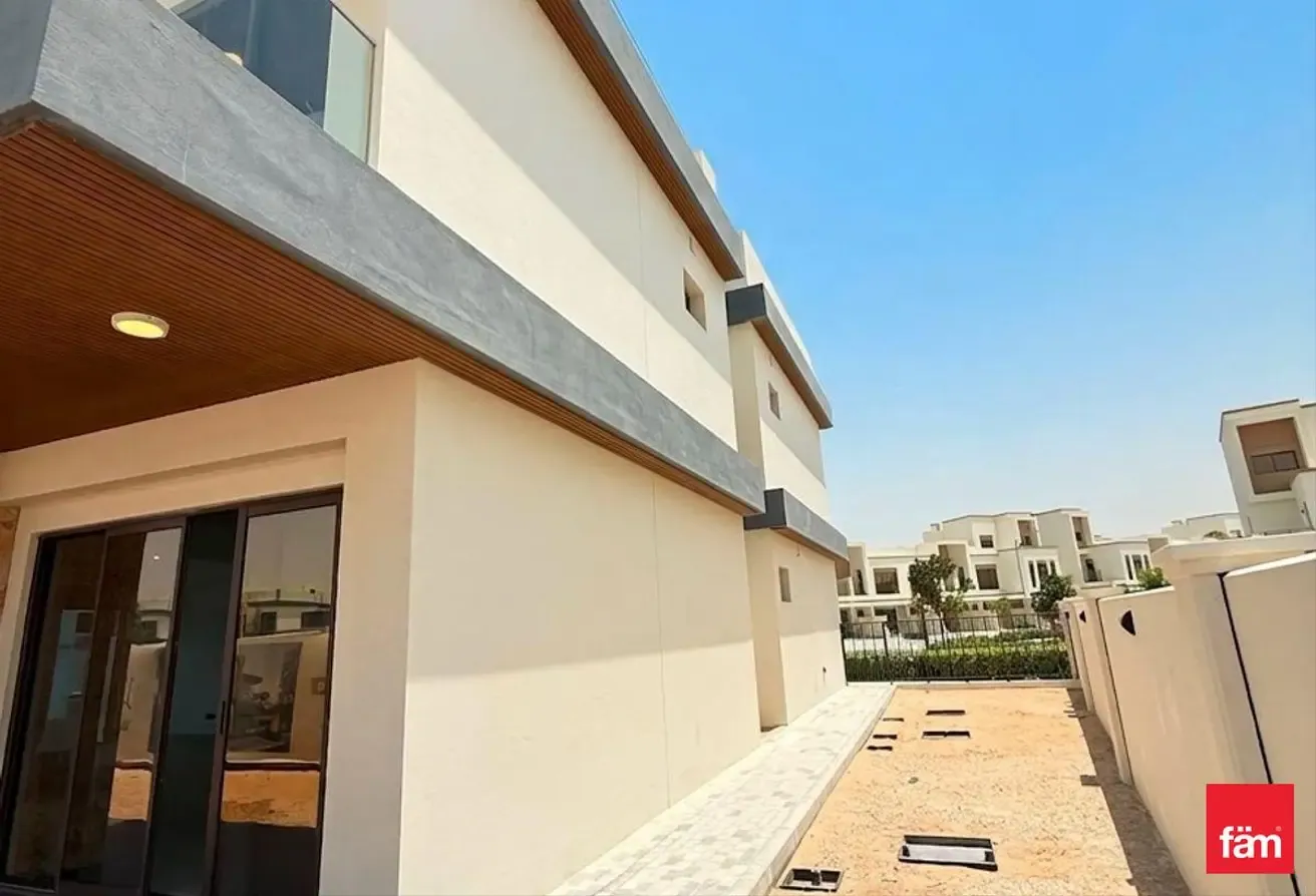 Luxury | Stand Alone  | ResortStyle | Big Plot