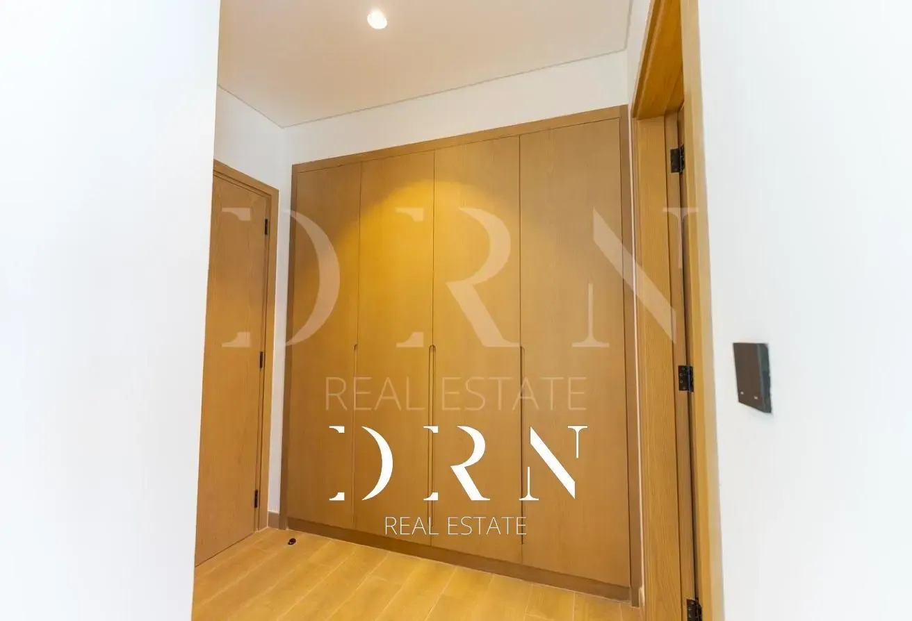 LAGOON VIEW | SPACIOUS LAYOUT | MOTIVATED SELLER