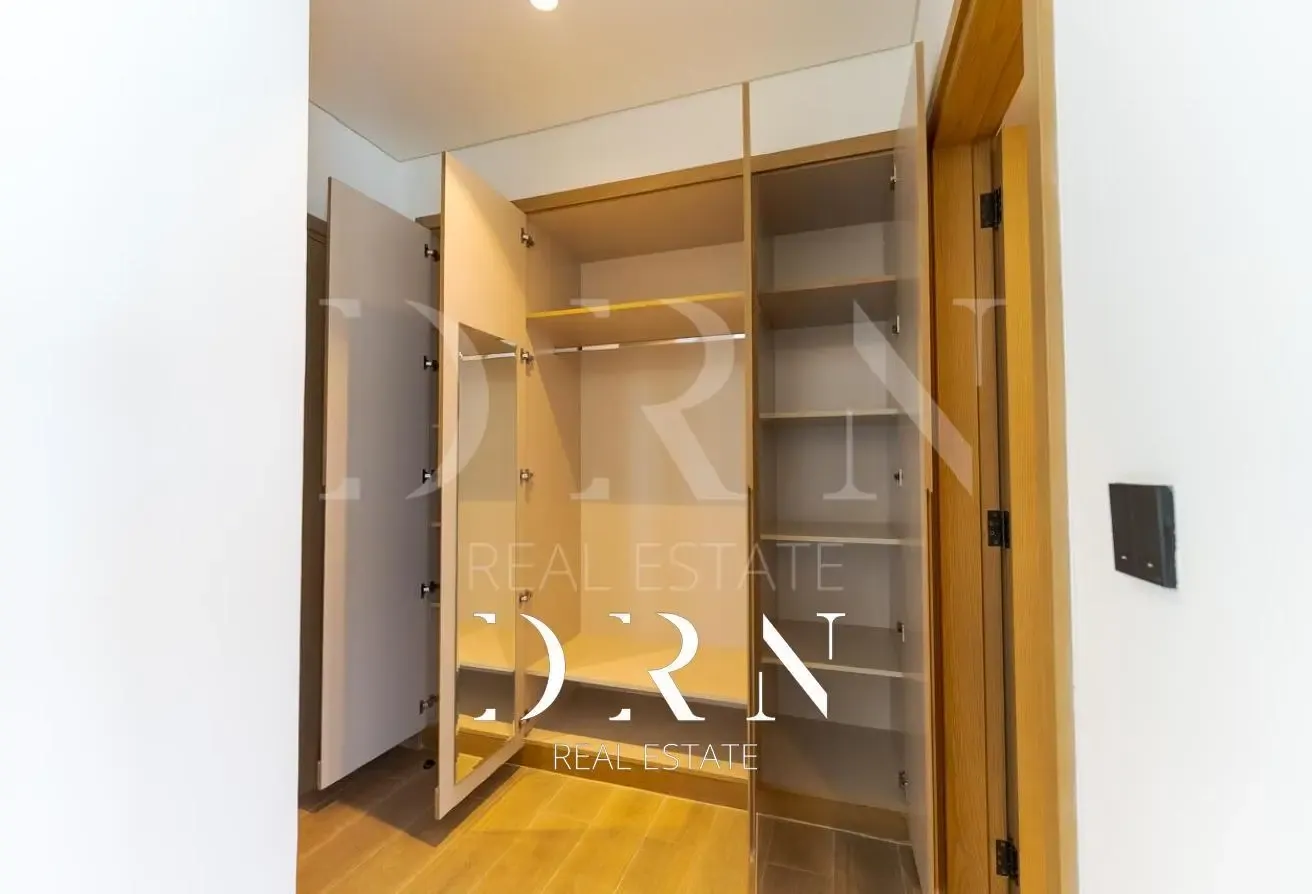 LAGOON VIEW | SPACIOUS LAYOUT | MOTIVATED SELLER