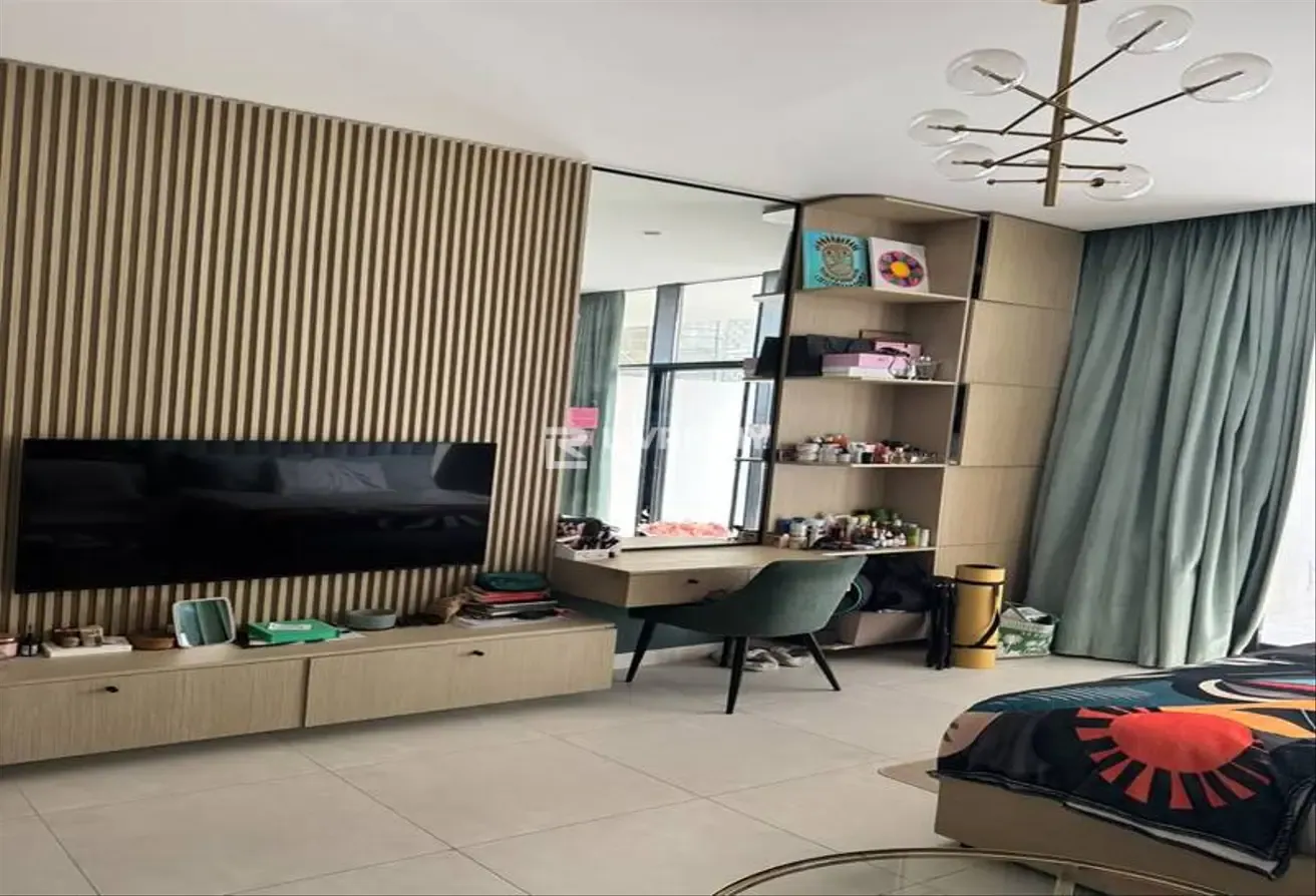 FURNISHED | WELL MAINTAINED | SPACIOUS STUDIO