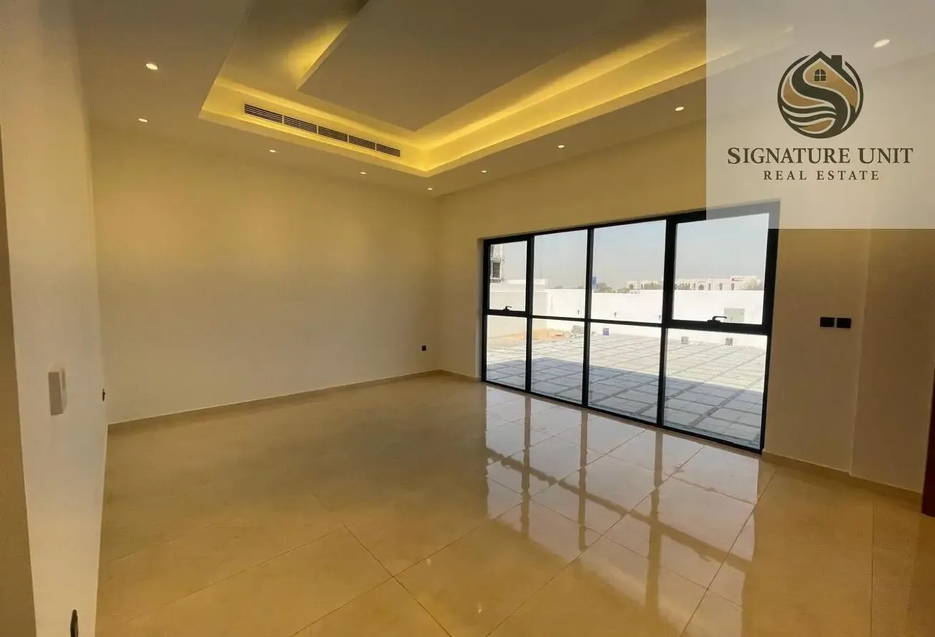LUXURY 5BR VILLA | ELEVATOR | DRIVER ROOM | MAJLIS