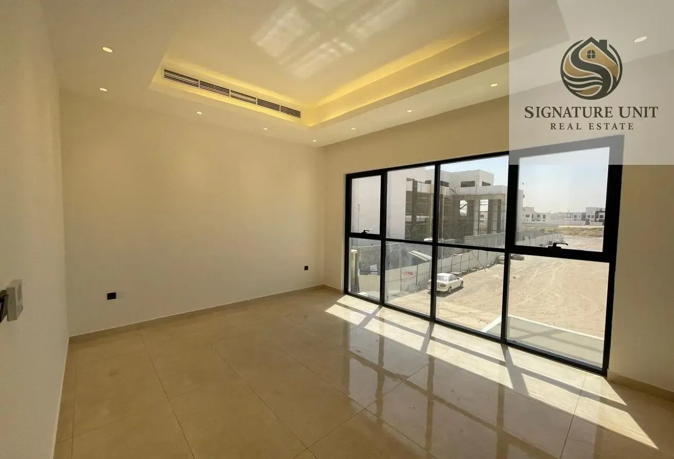 LUXURY 5BR VILLA | ELEVATOR | DRIVER ROOM | MAJLIS
