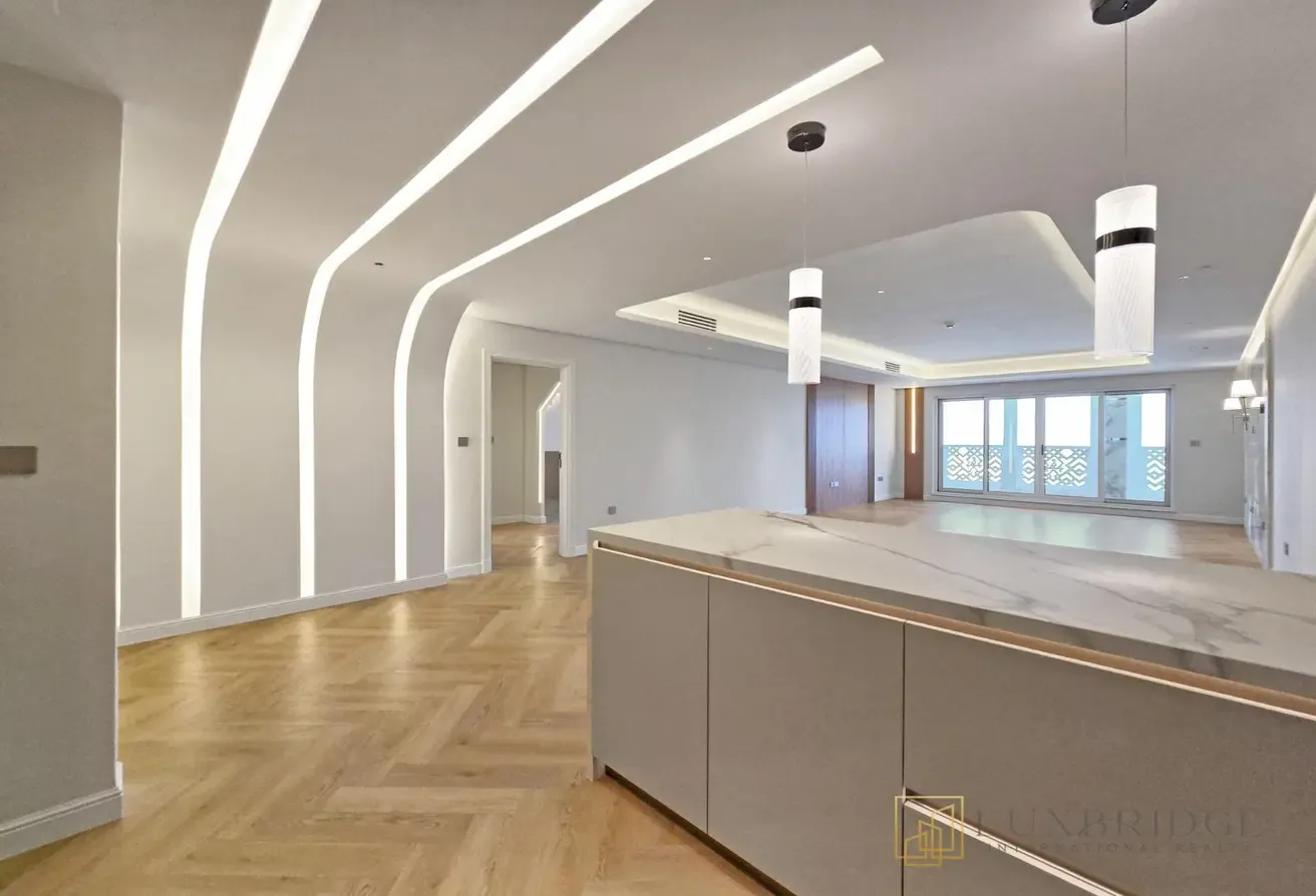 Vacant | Unfurnished | Sea View