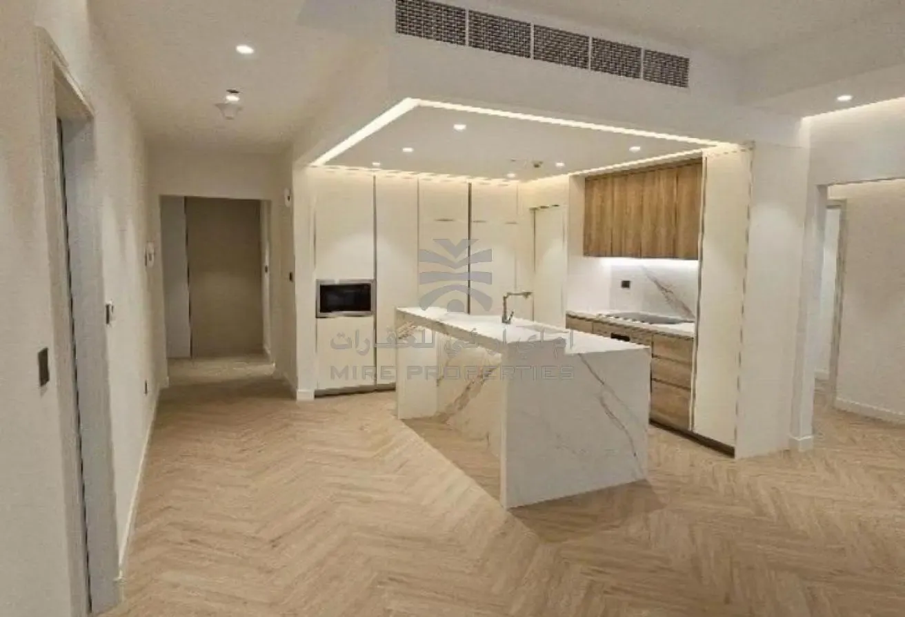 Unique Upgraded 3-Bed + M | Palm and Sea View