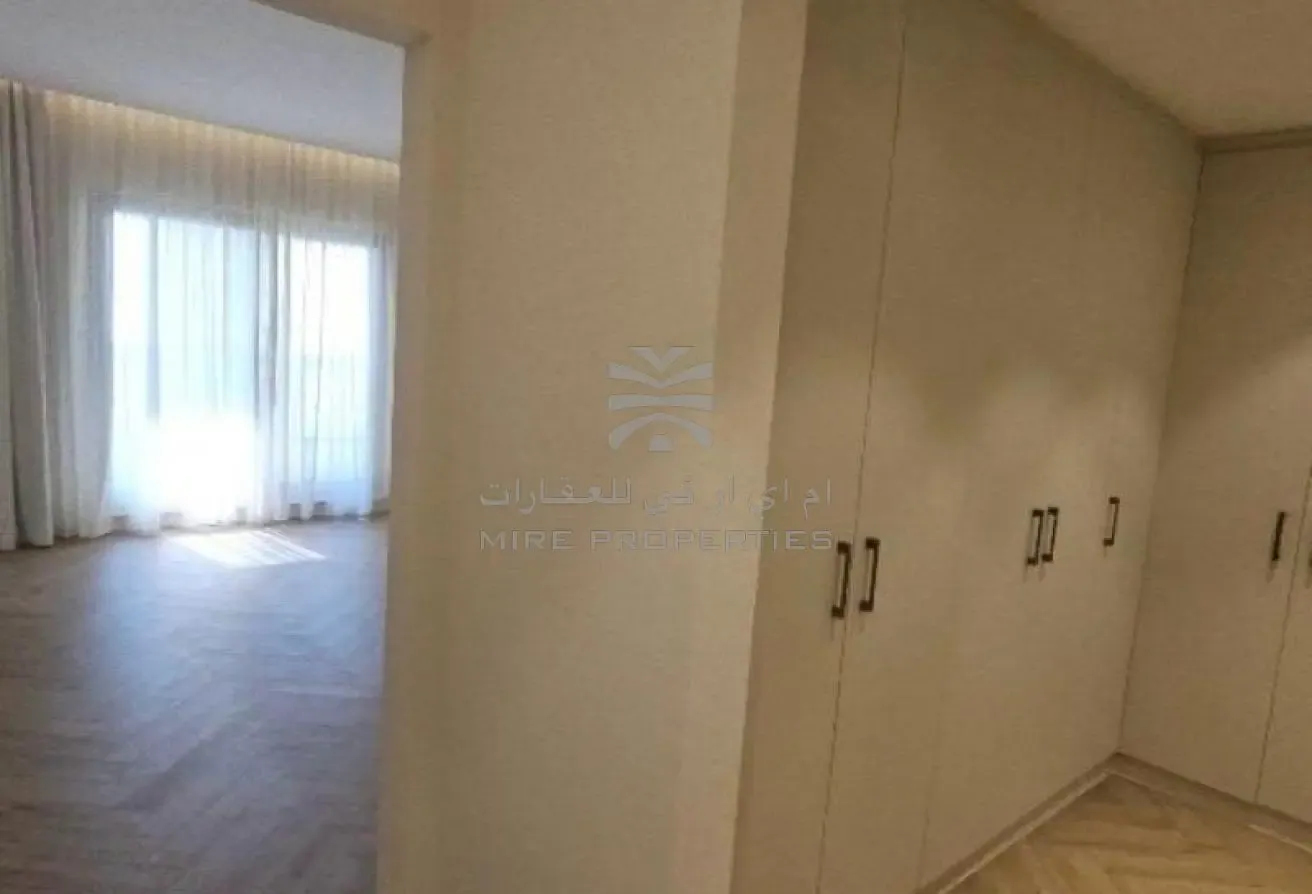 Unique Upgraded 3-Bed + M | Palm and Sea View
