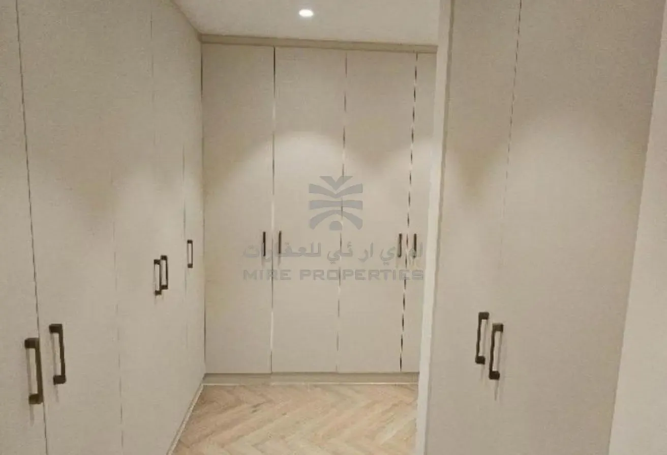 Unique Upgraded 3-Bed + M | Palm and Sea View