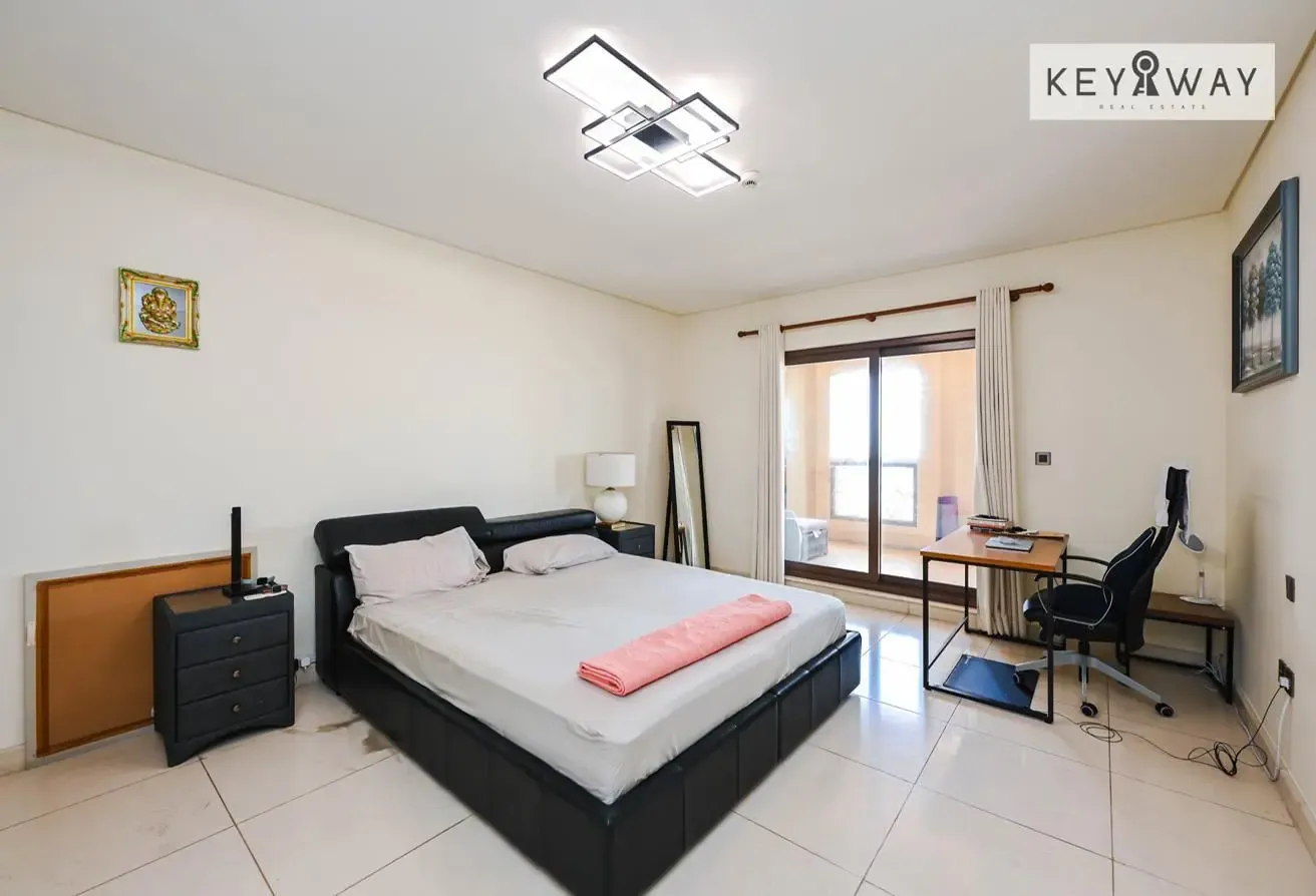 Spacious 3-Bedroom | Furnished | Vacant Now