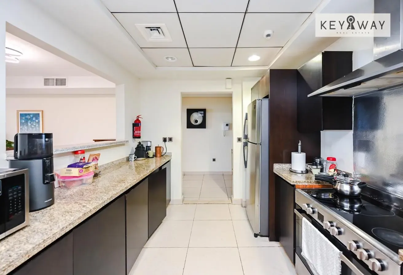 Spacious 3-Bedroom | Furnished | Vacant Now