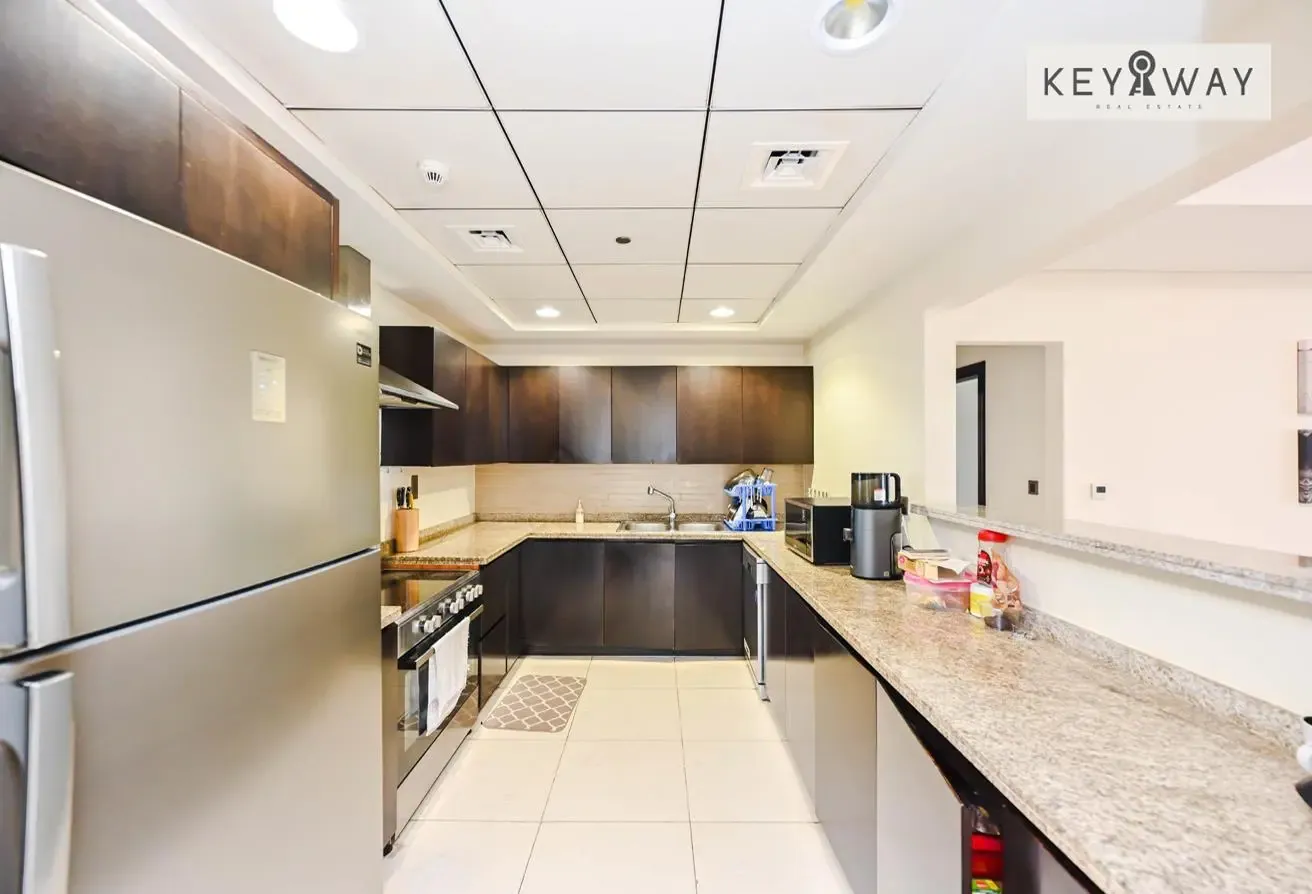 Spacious 3-Bedroom | Furnished | Vacant Now