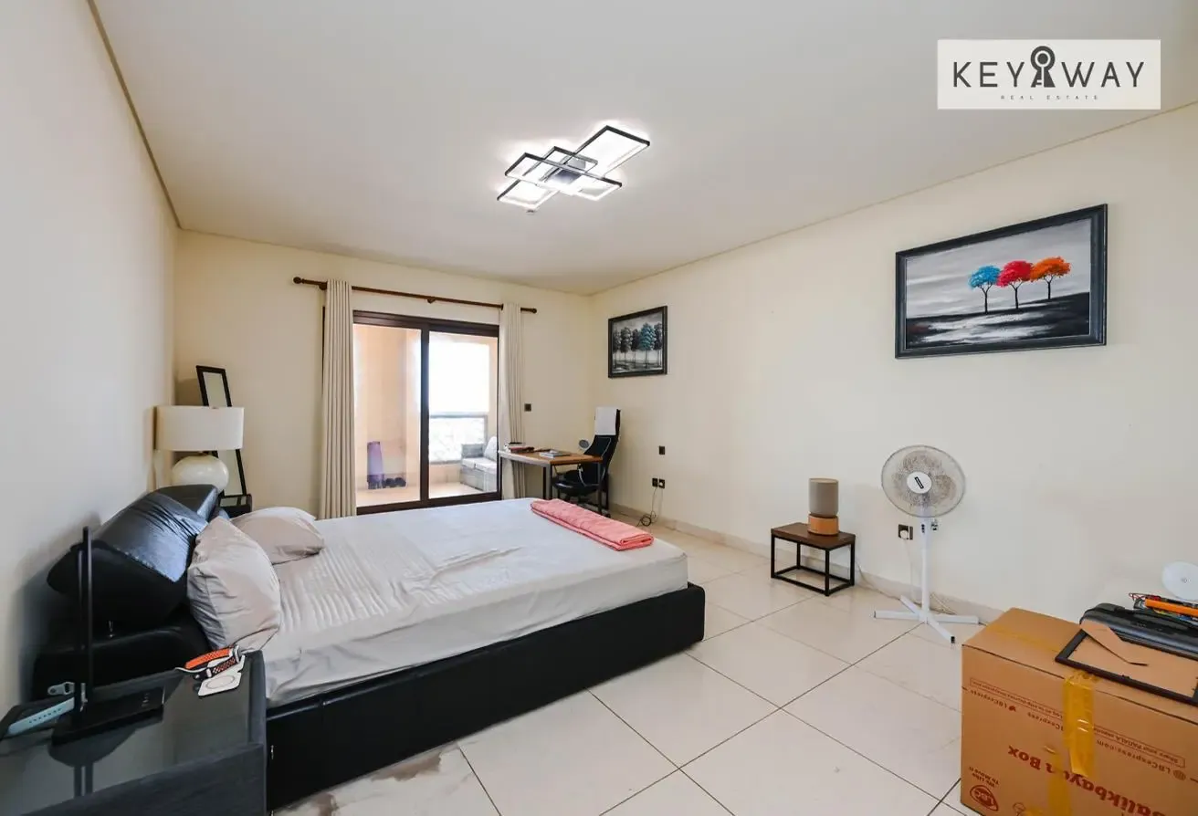 Spacious 3-Bedroom | Furnished | Vacant Now