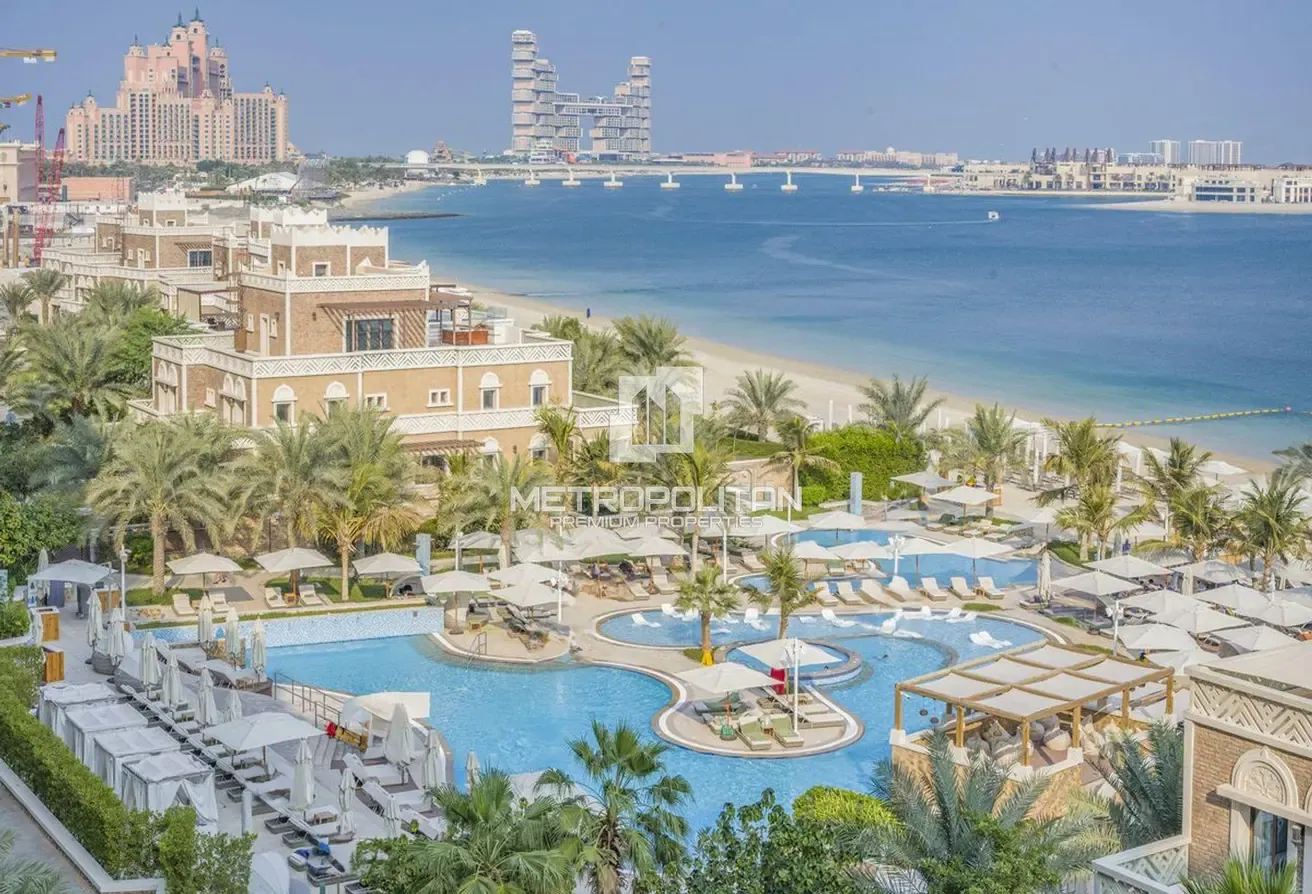 Upgraded| Fully Furnished| Beach Access| Palm View