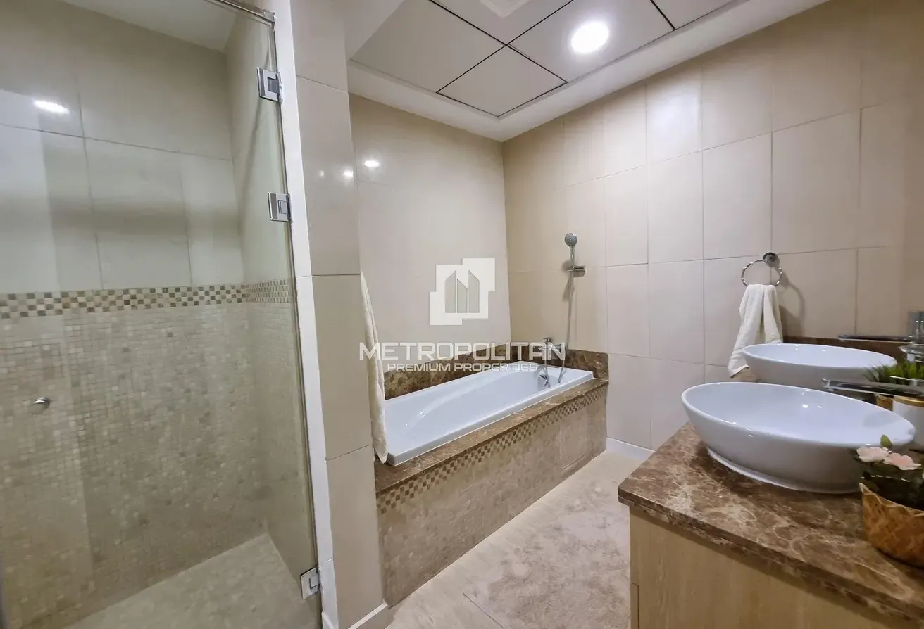Upgraded| Fully Furnished| Beach Access| Palm View