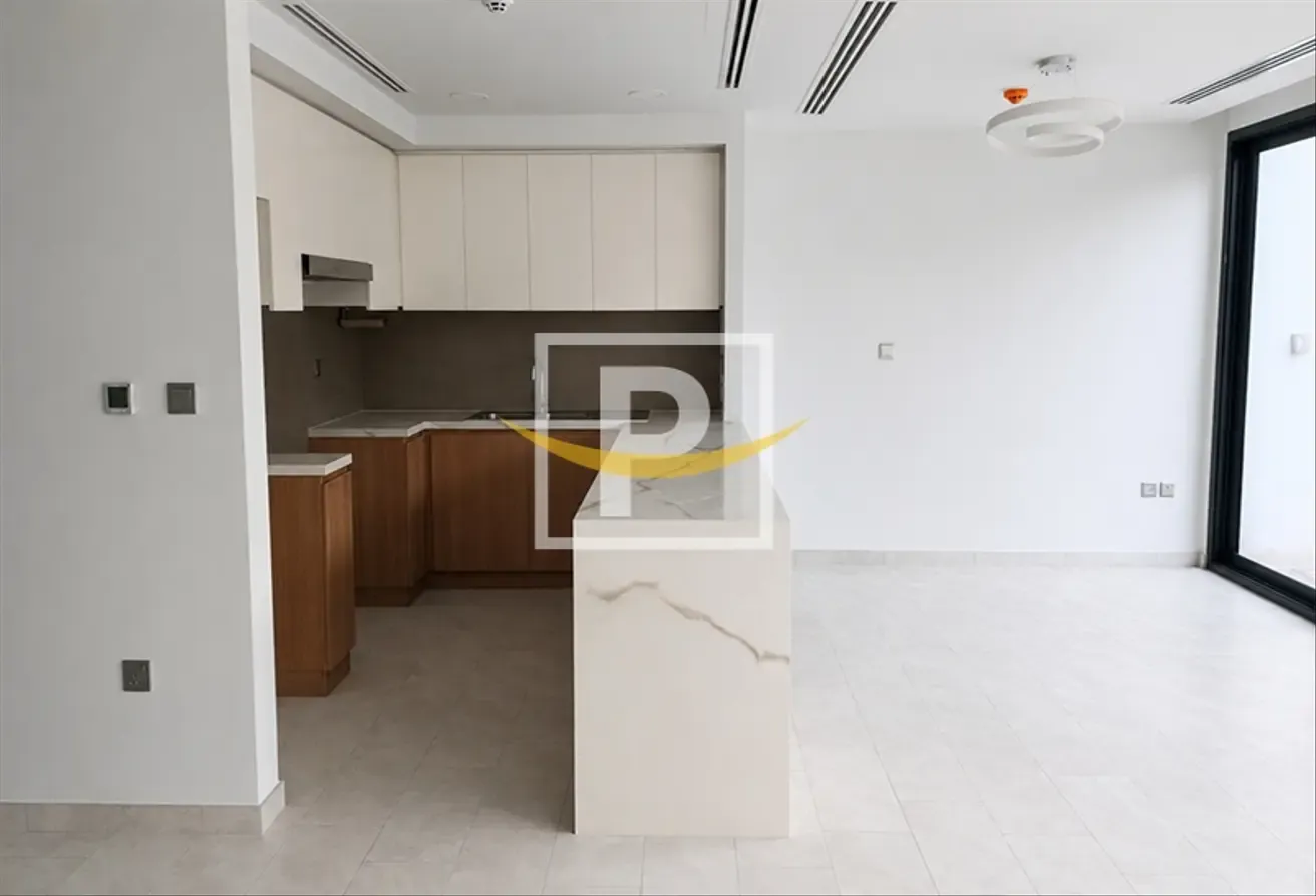 Bright and Spacious, Luxurious Villa