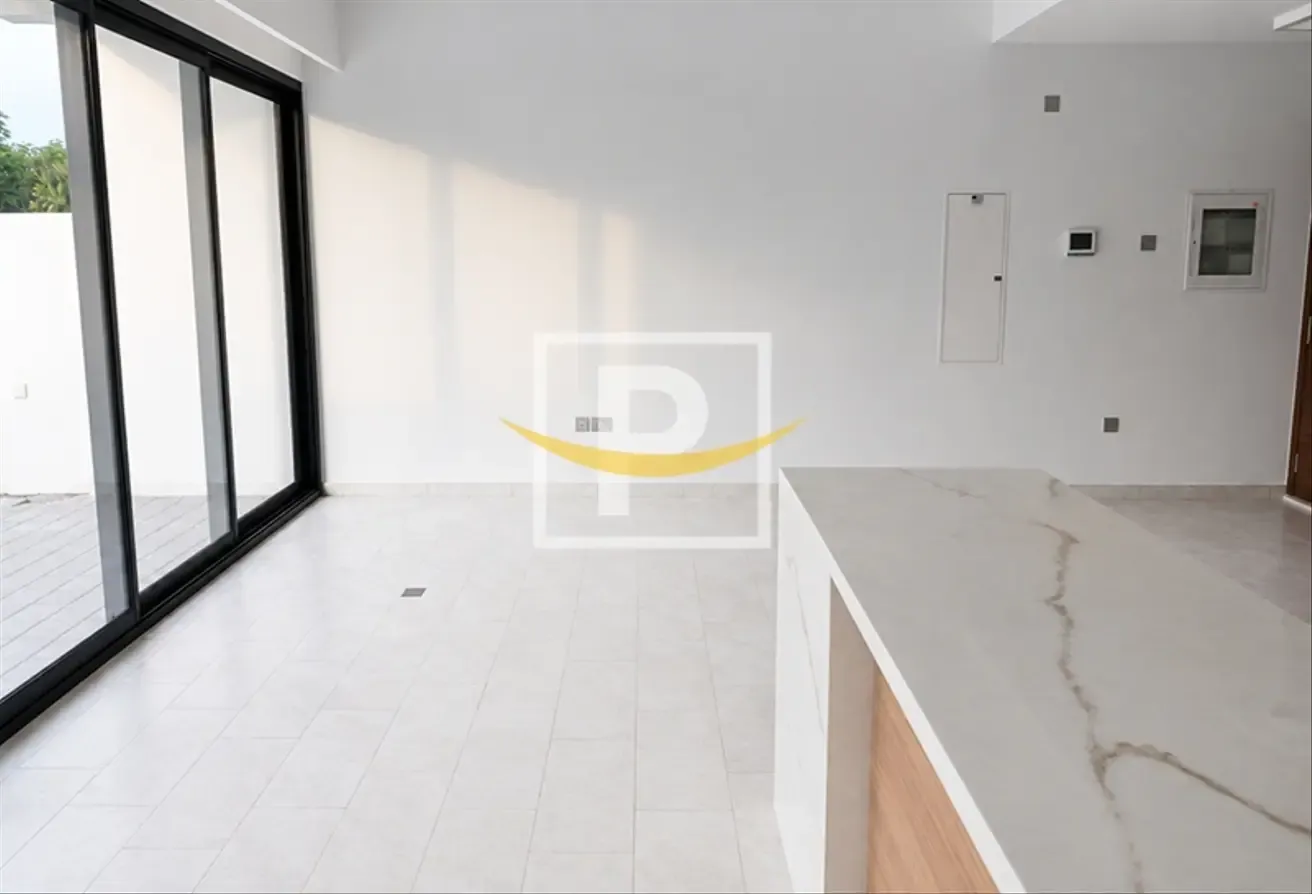 Bright and Spacious, Luxurious Villa
