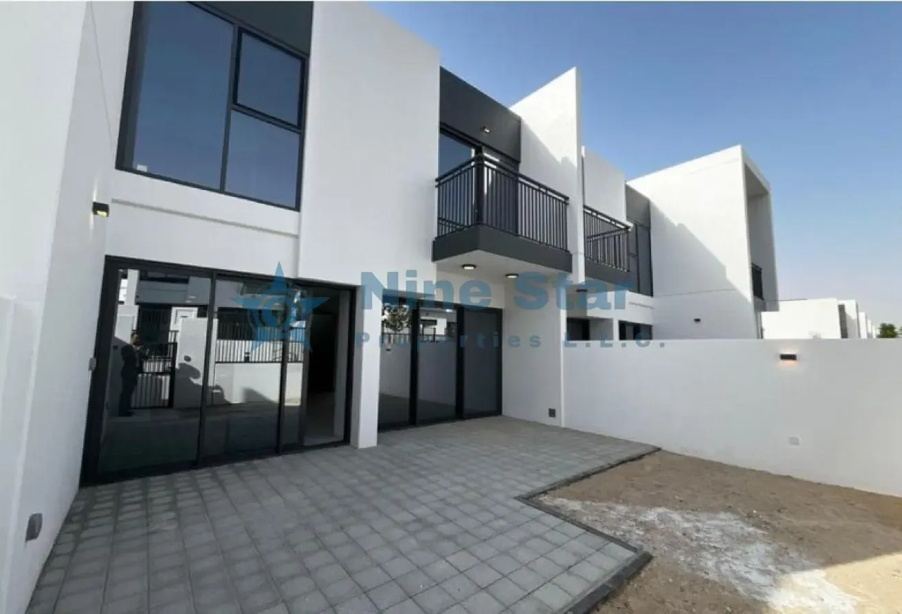 1946 SQFT / BRAND NEW I CLOSE TO THE POOL AND PARK