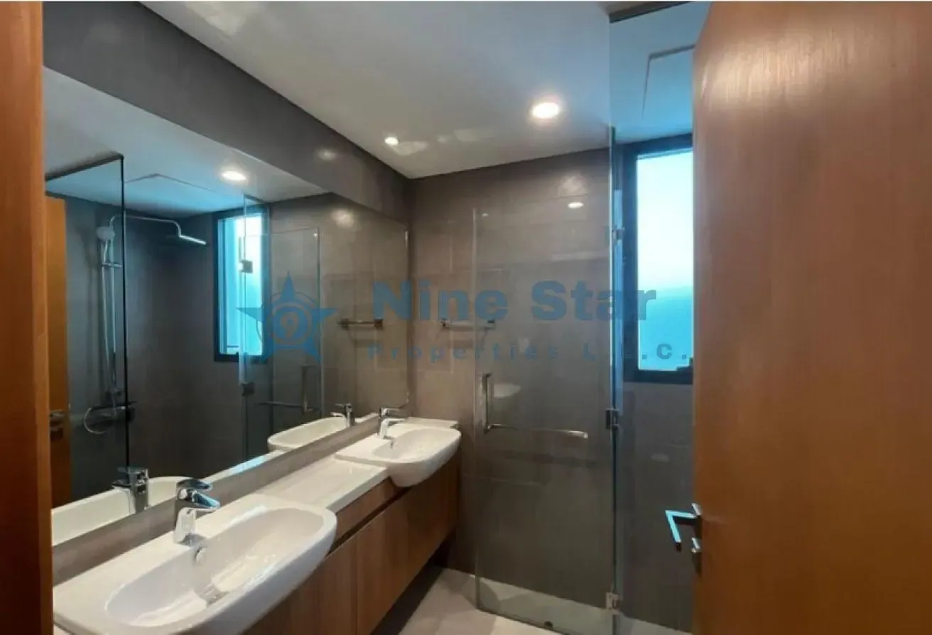 1946 SQFT / BRAND NEW I CLOSE TO THE POOL AND PARK