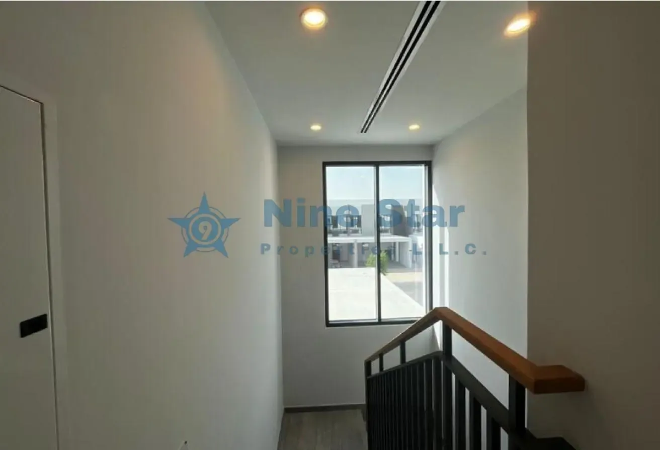 1946 SQFT / BRAND NEW I CLOSE TO THE POOL AND PARK