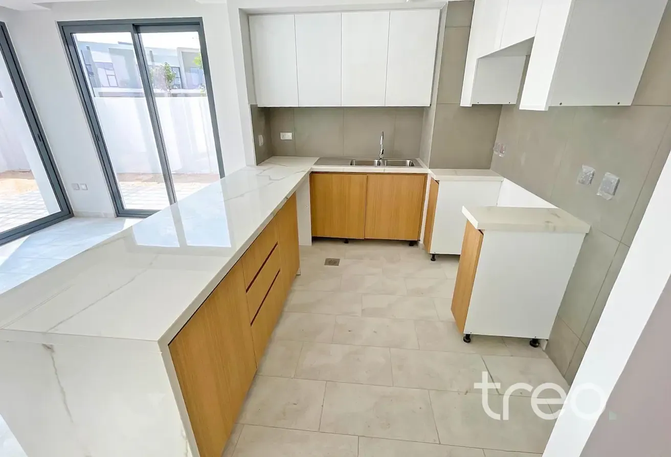 Modern | Unfurnished | Prime Location