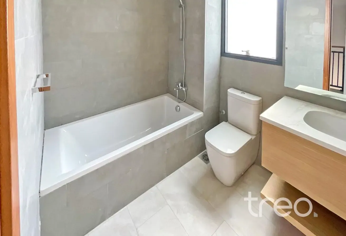 Modern | Unfurnished | Prime Location