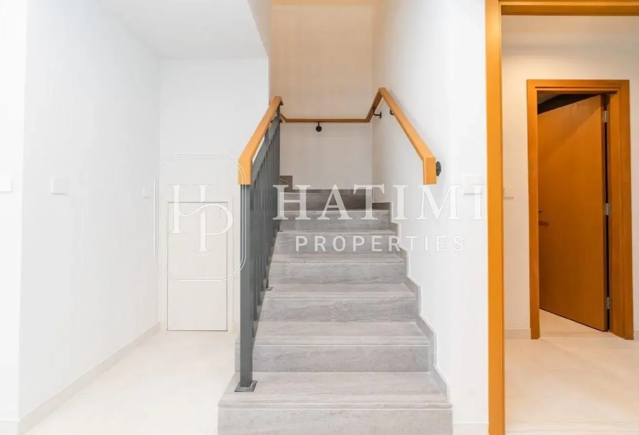 SPACIOUS | NEAR TO THE PARK | VACANT ON JULY END