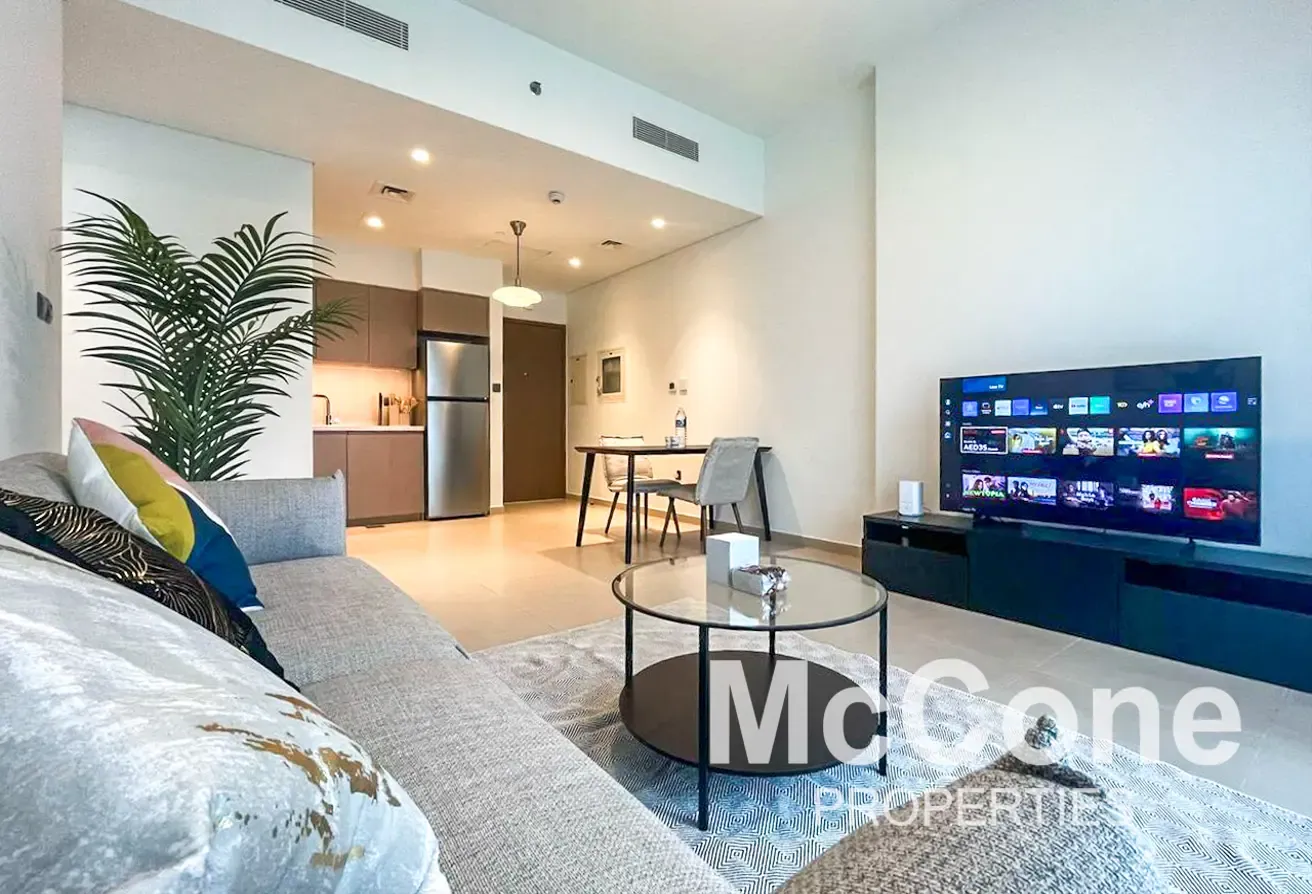 Fully Furnished | Cosy | Great Location