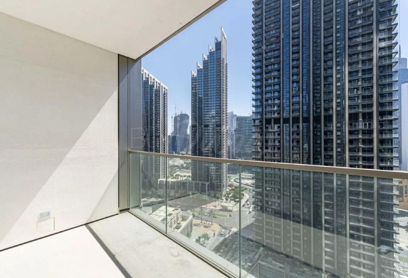 Live in Downtown | 1BR | Minutes from Dubai Mall