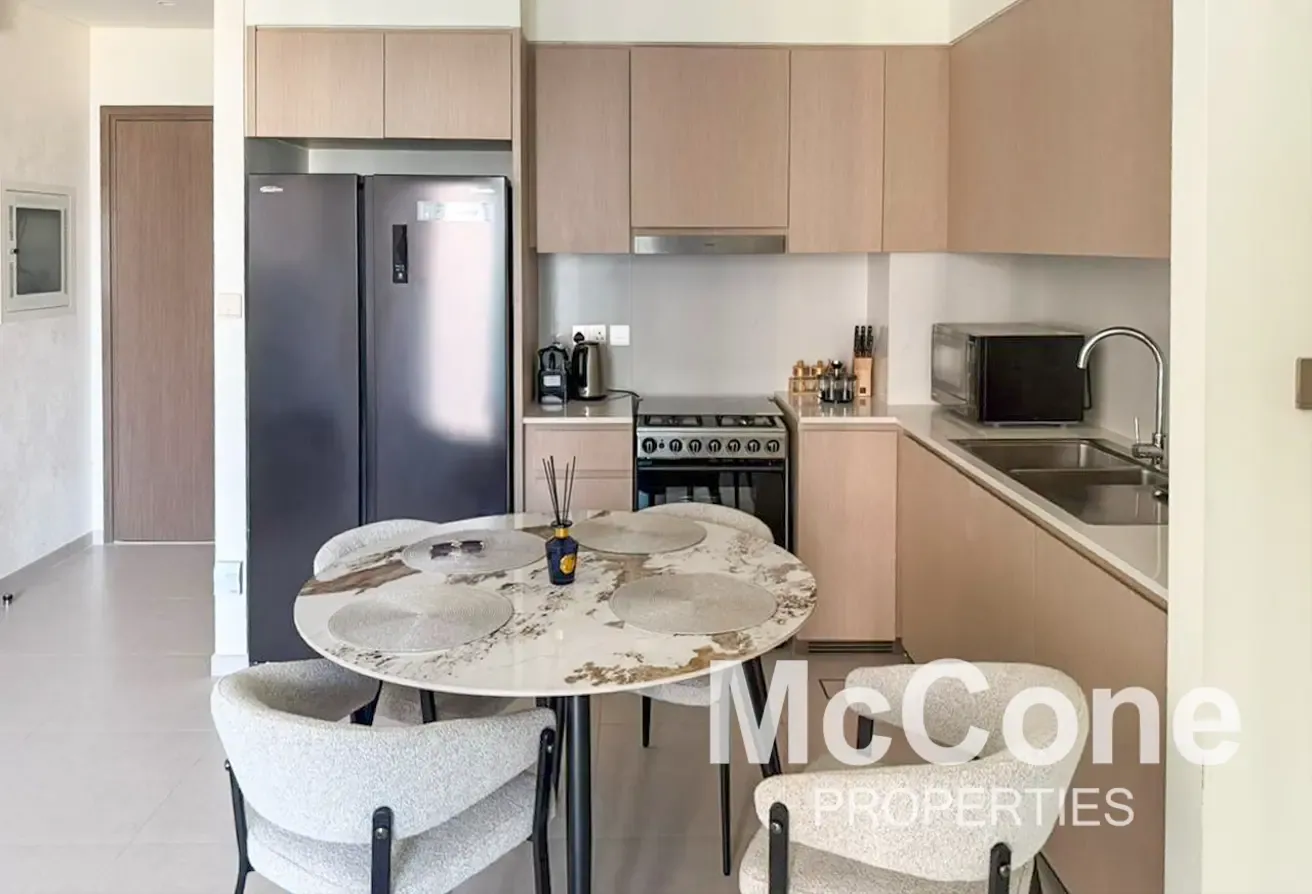 REDUCED must be seen | Upgraded Burj View | Luxury