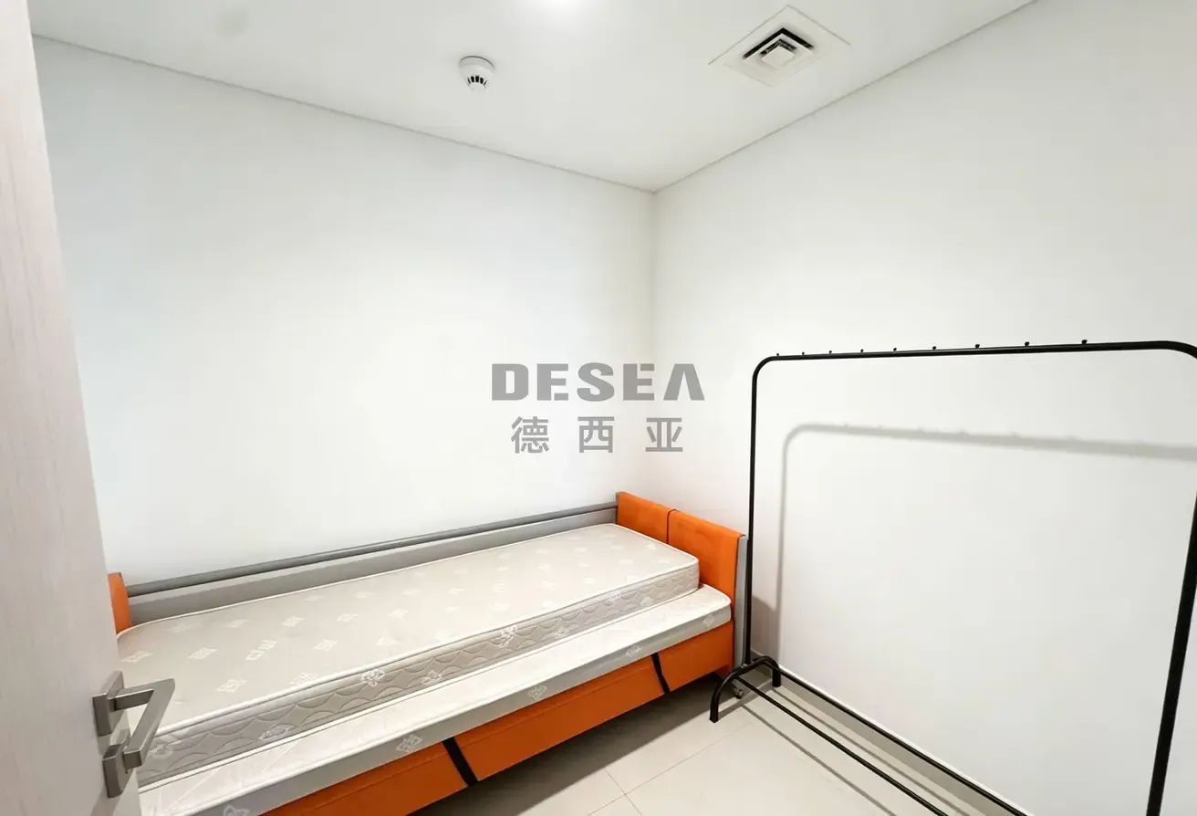 Storage Room | Burj & Fountain View | High Floor