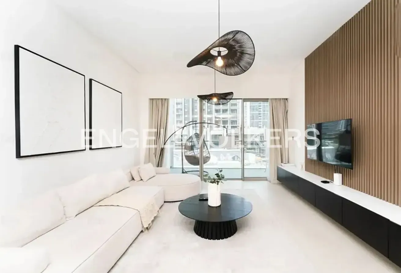 Luxurious & Premium | Bright & Spacious