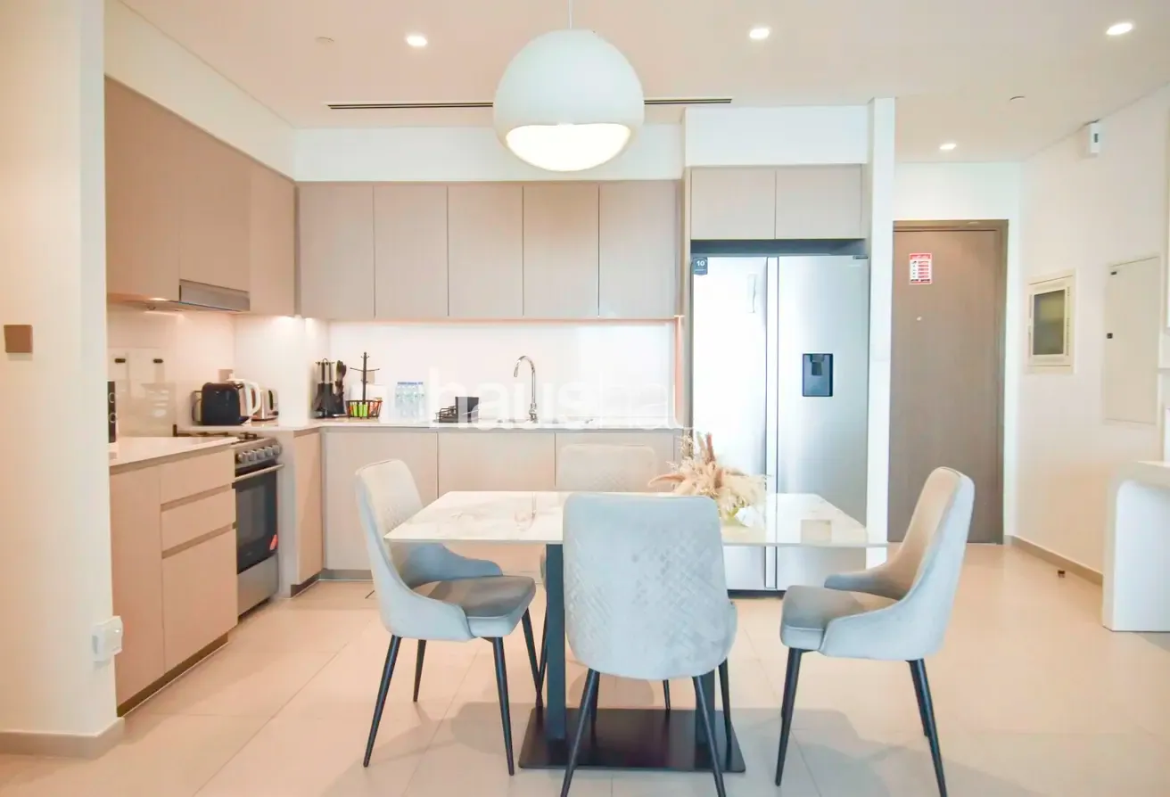 Furnished Luxury | High Floor| Skyline Views